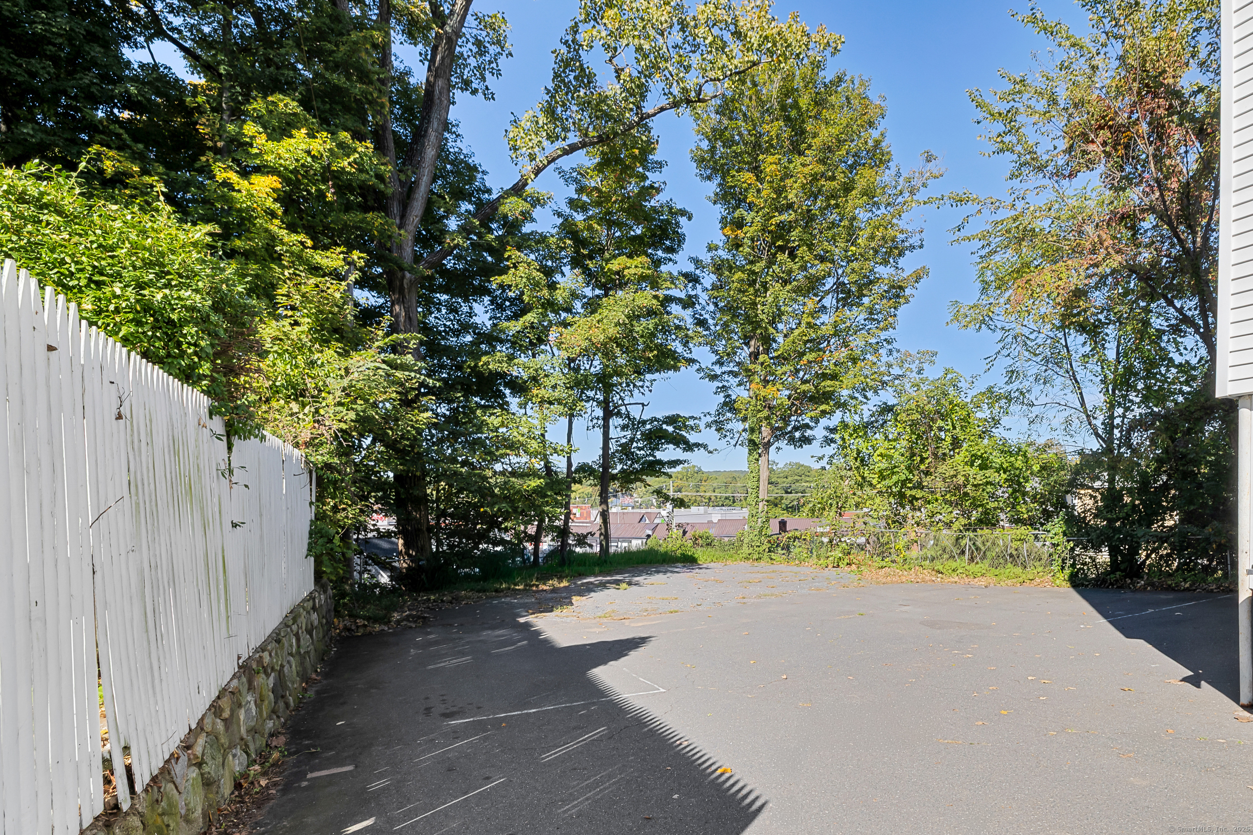 243 Oakland Street 1