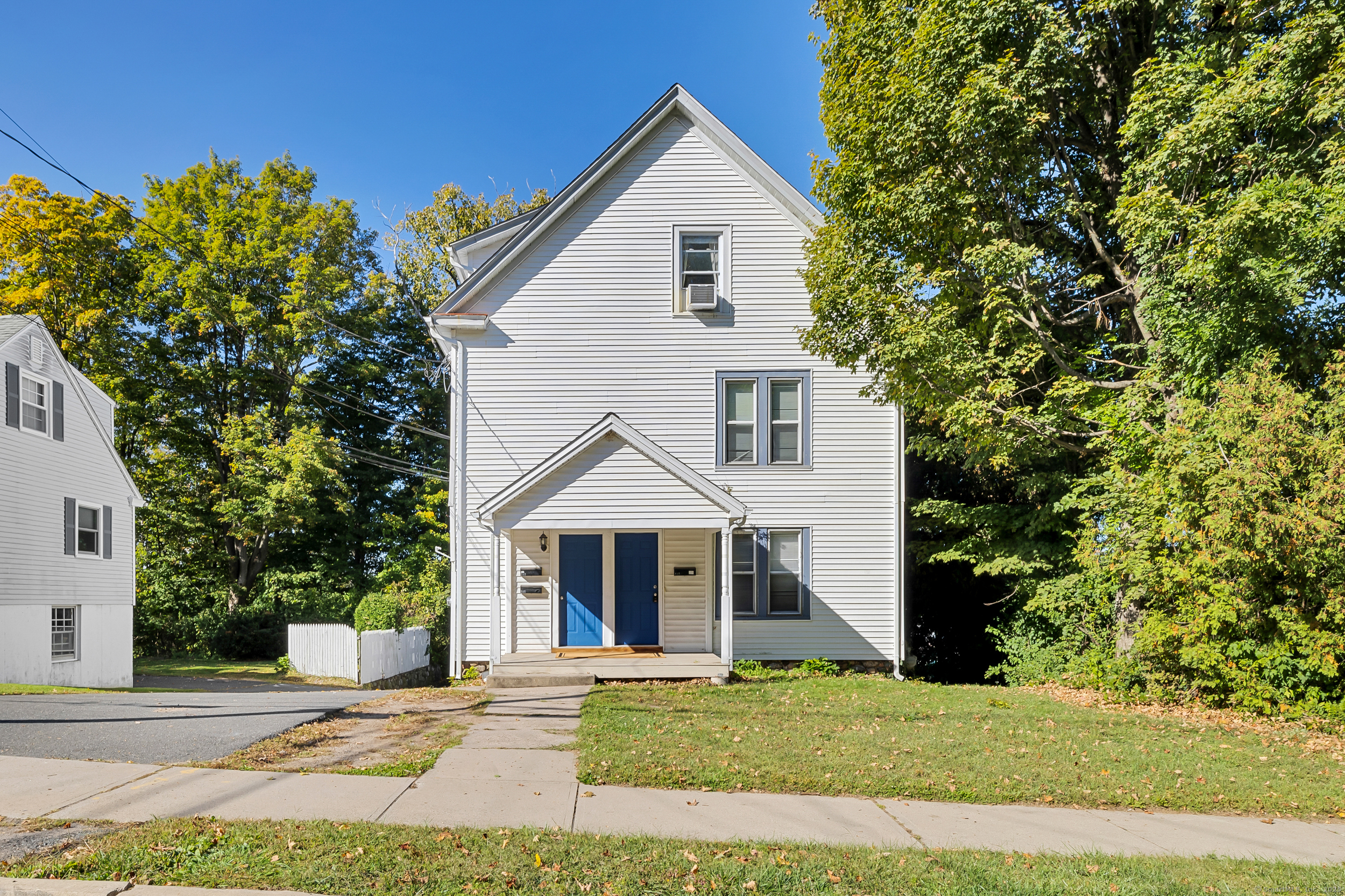 243 Oakland Street 1