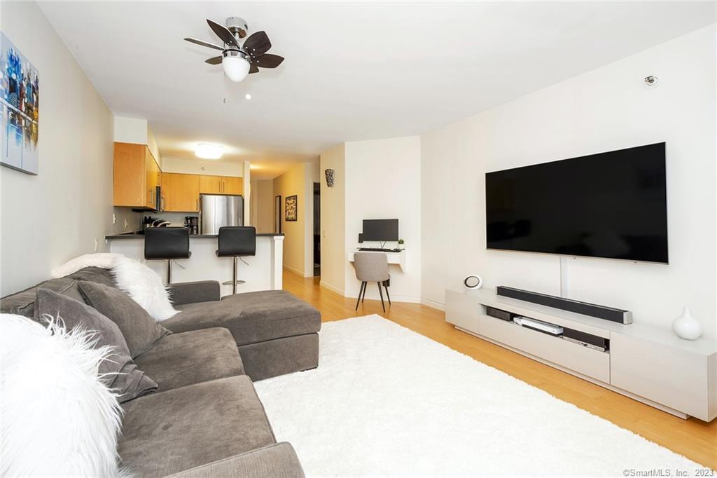 25 Forest Street 9G