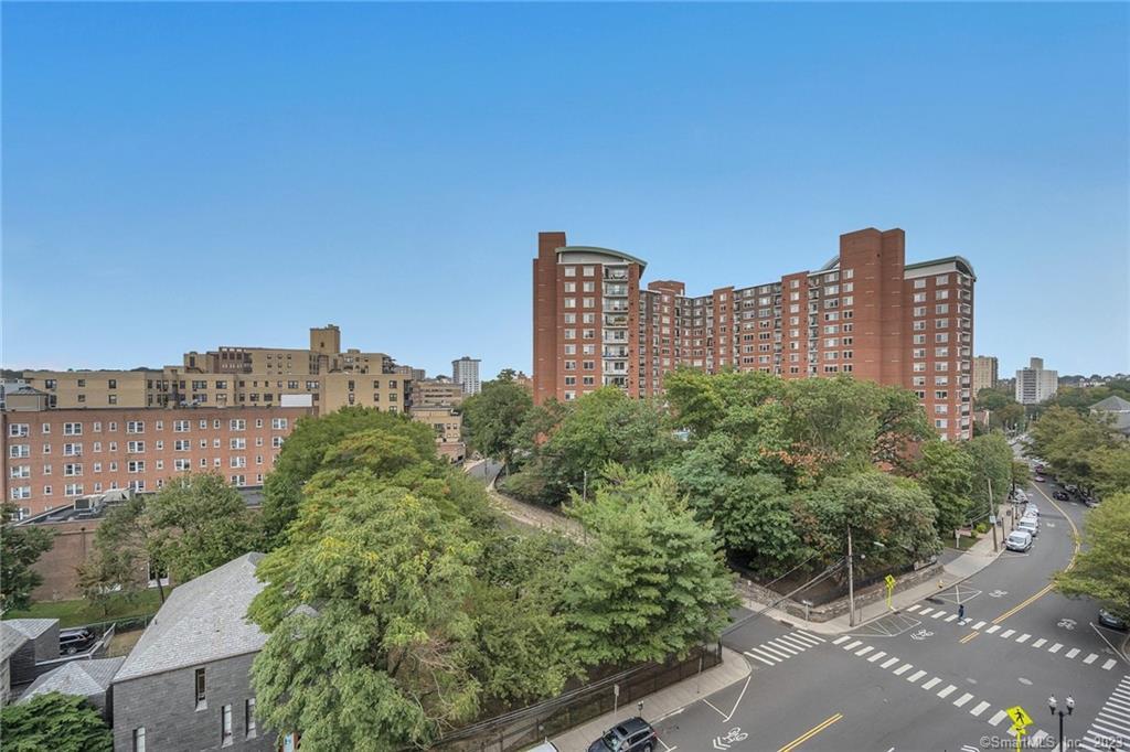 25 Forest Street 9G