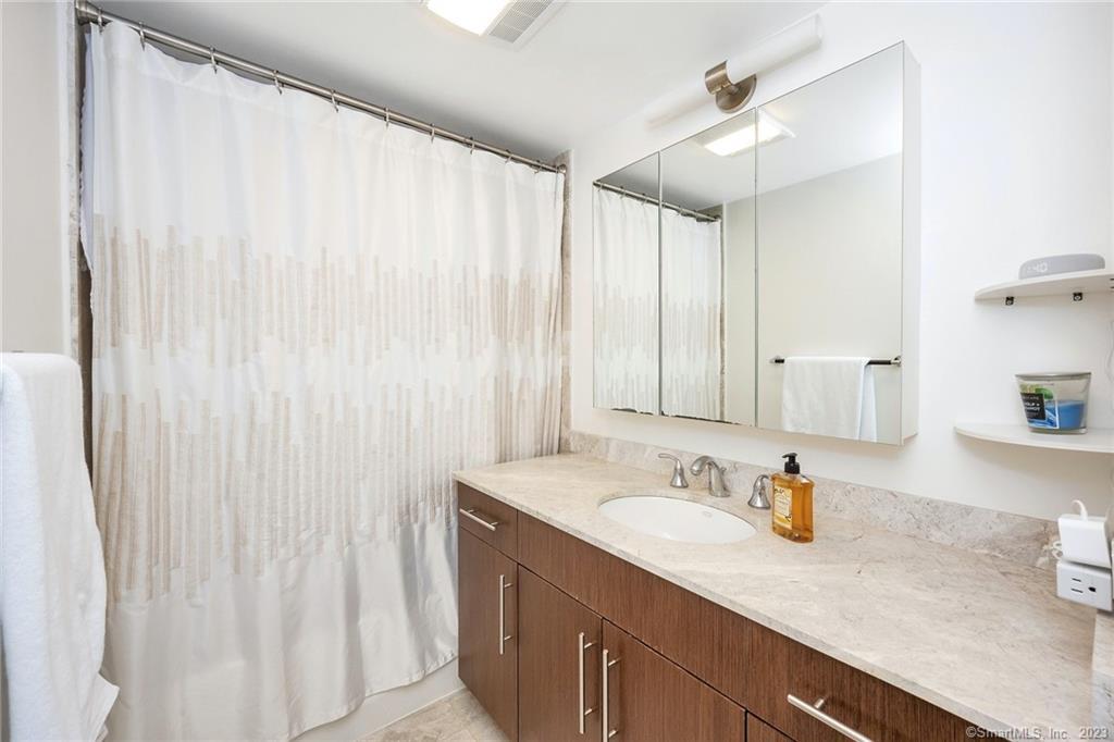 25 Forest Street 9G