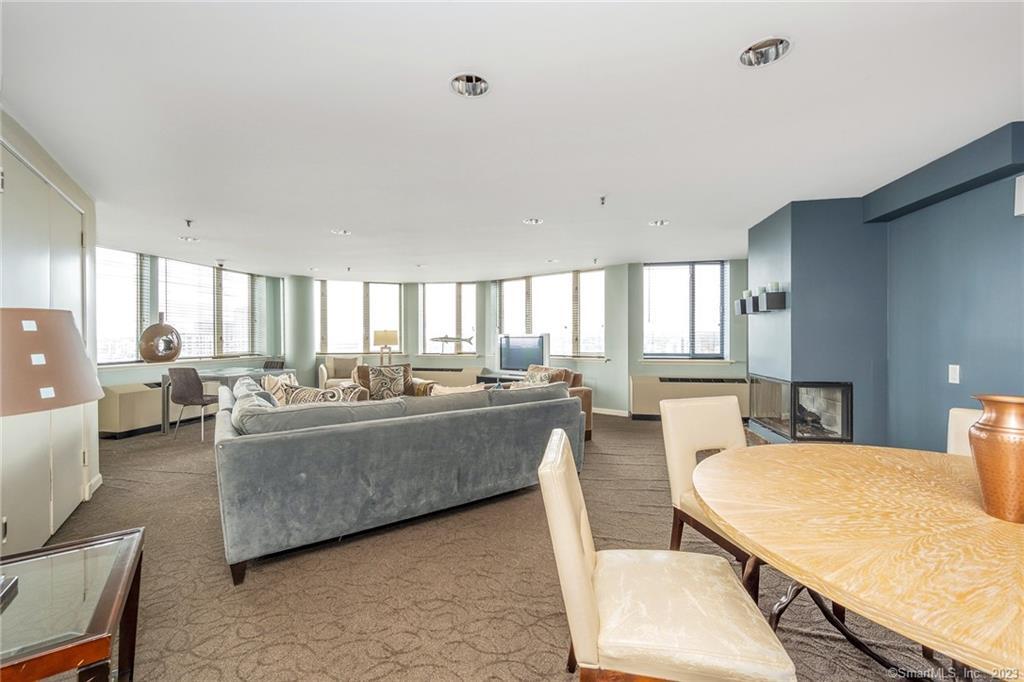 25 Forest Street 9G