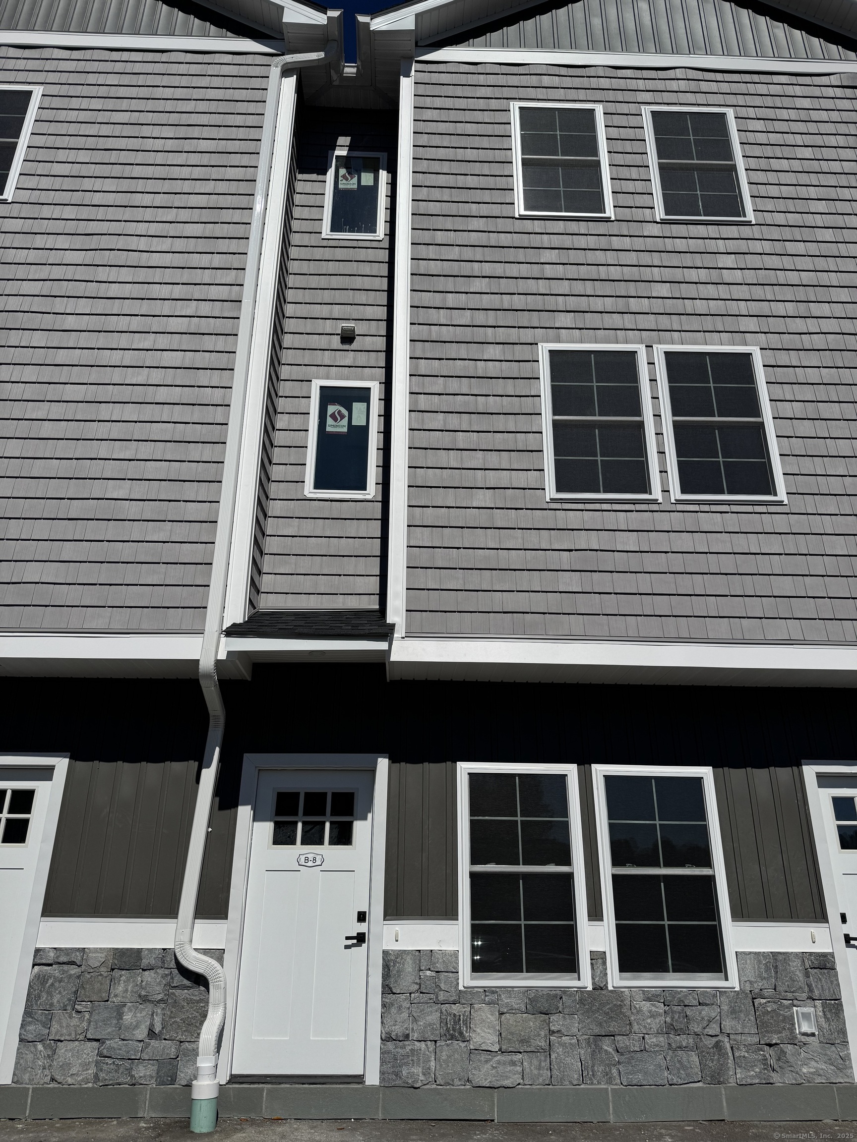 243 Echo Lake Road B8