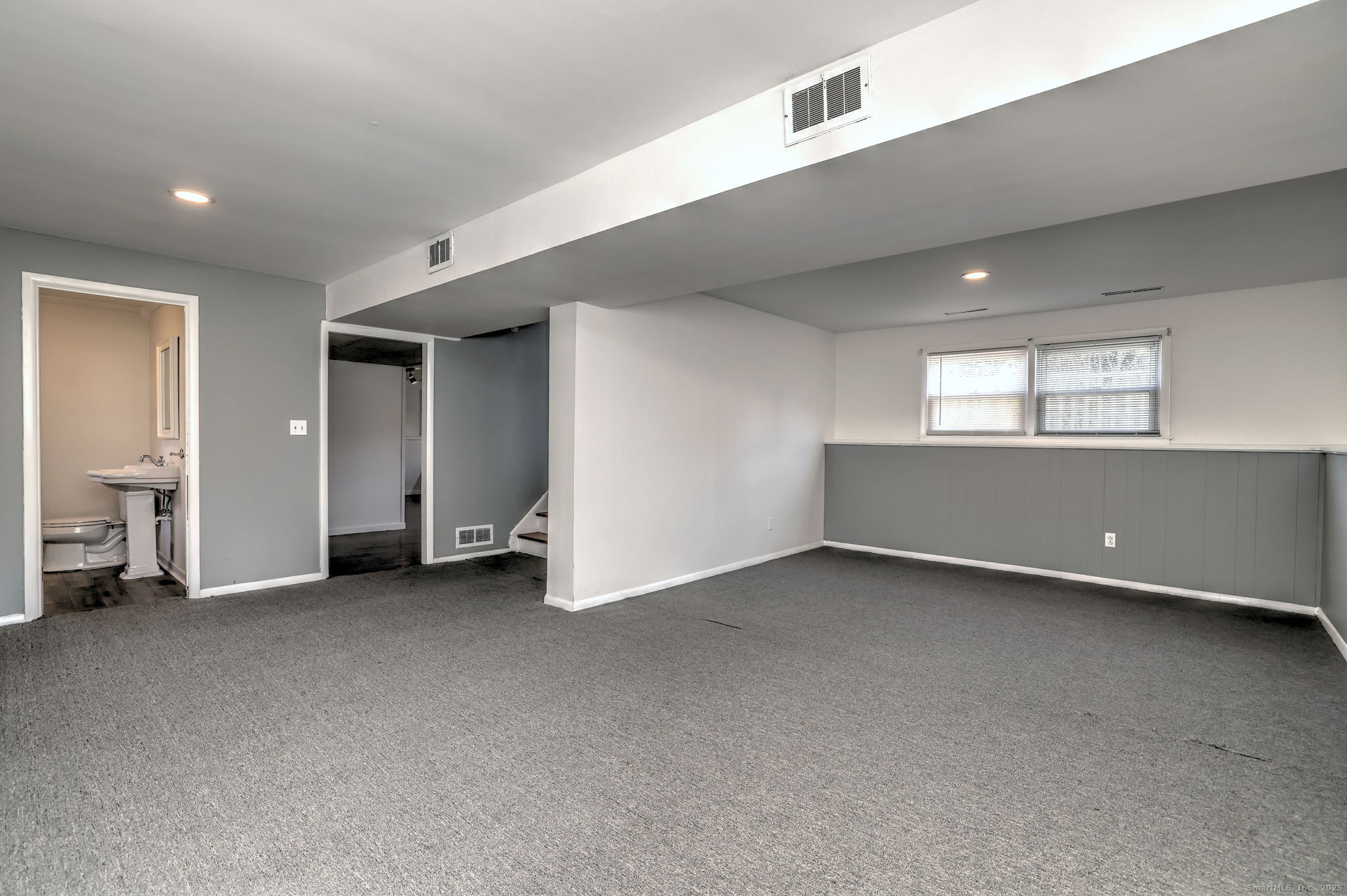 24 Collingsdale Drive