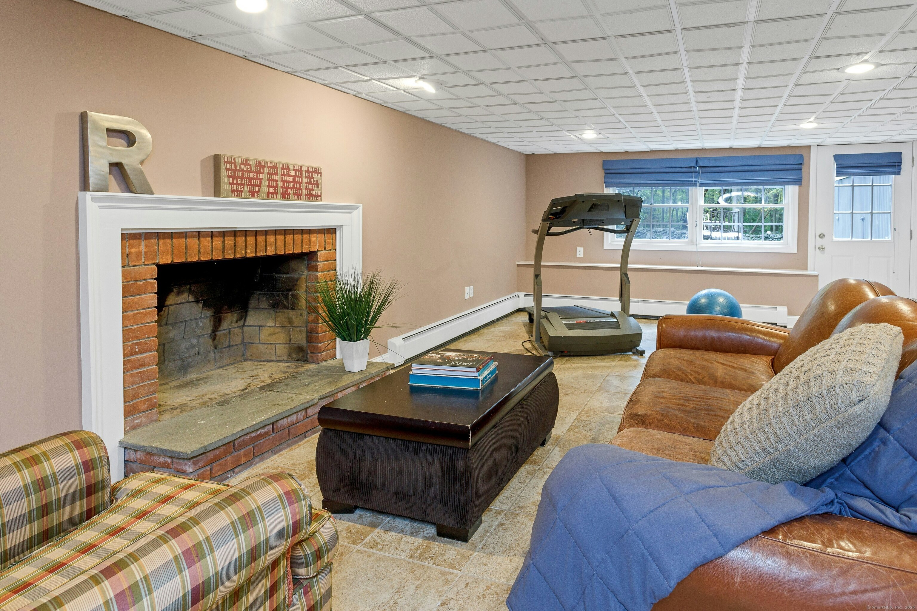 95 Foxwood Road
