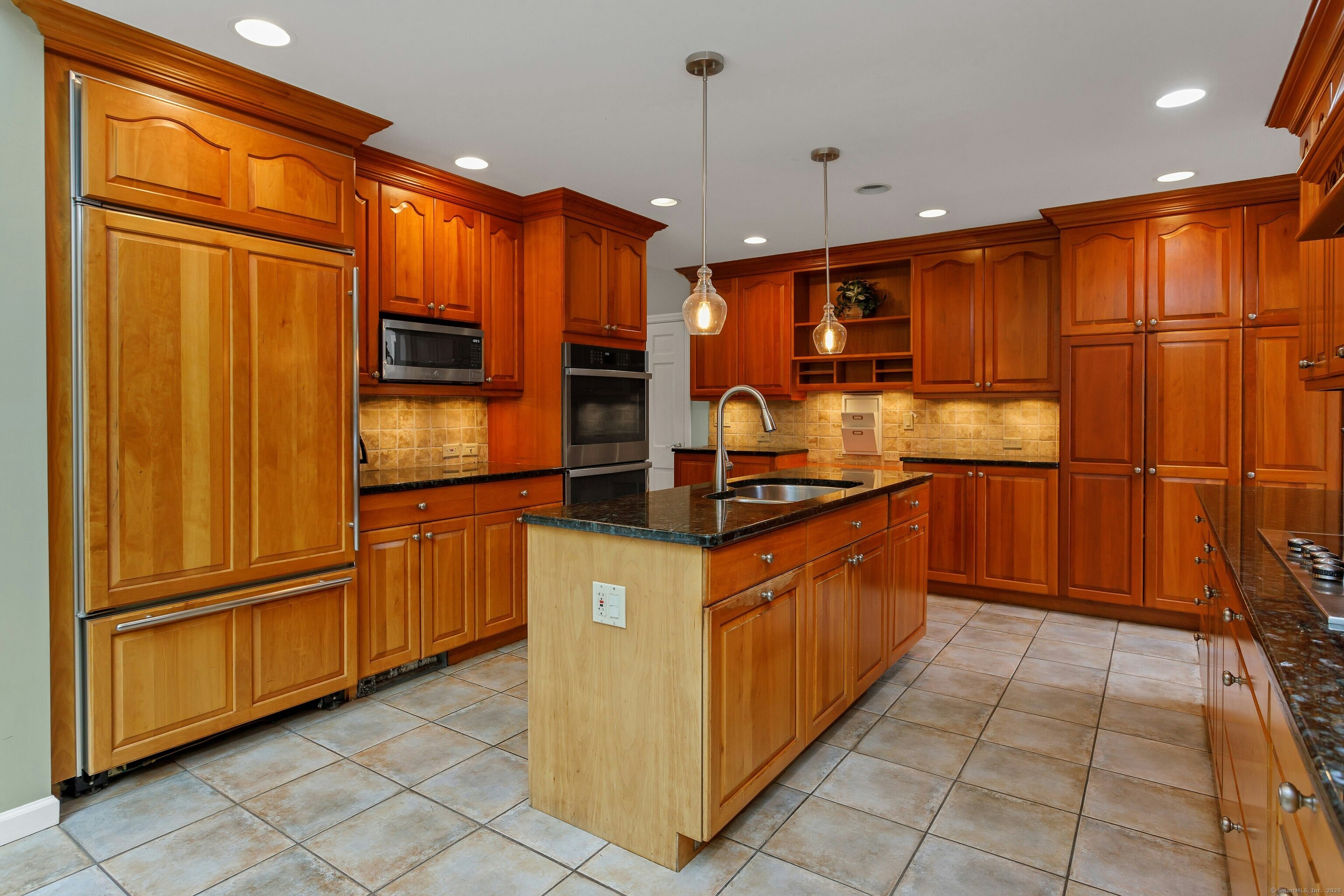 95 Foxwood Road