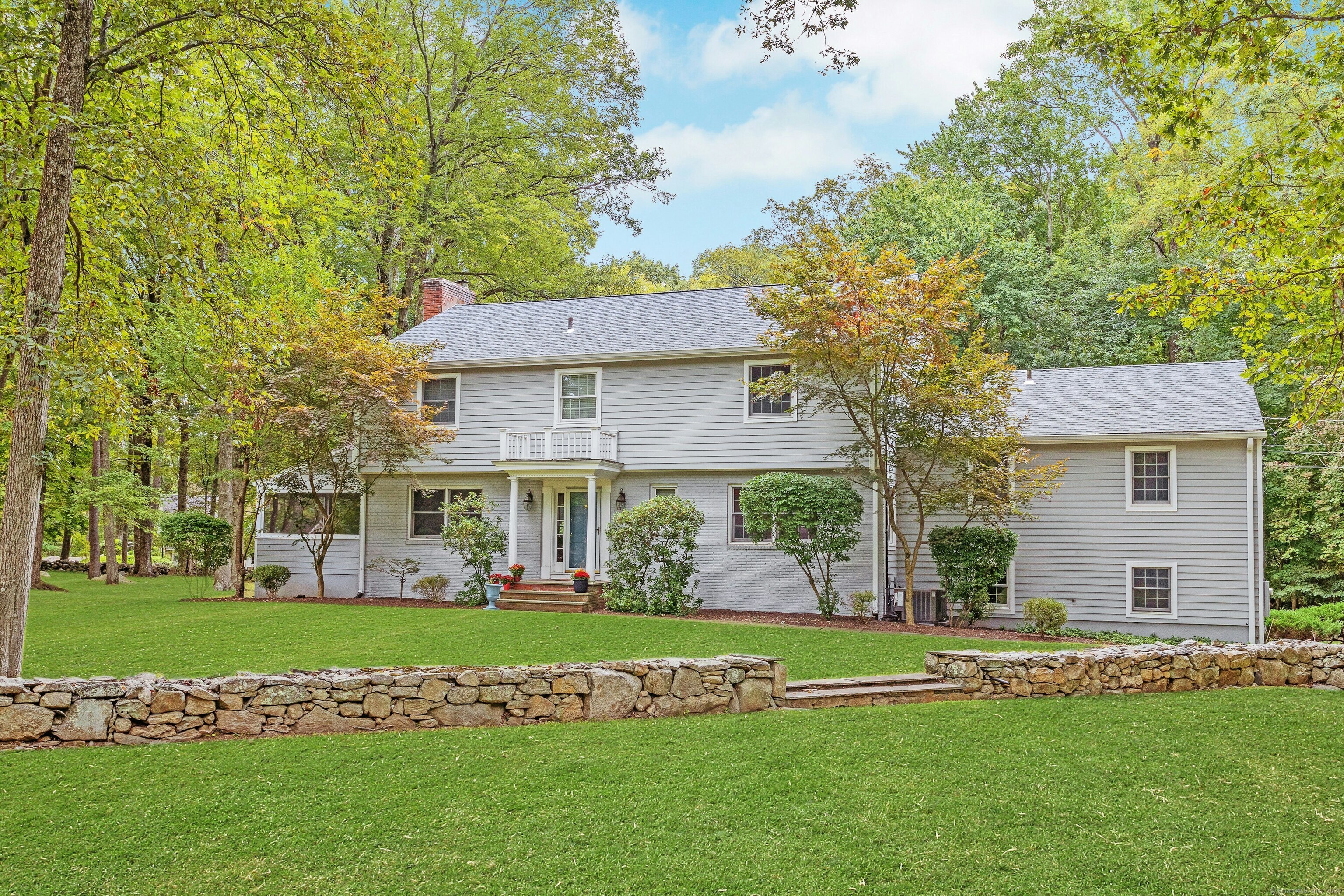 95 Foxwood Road