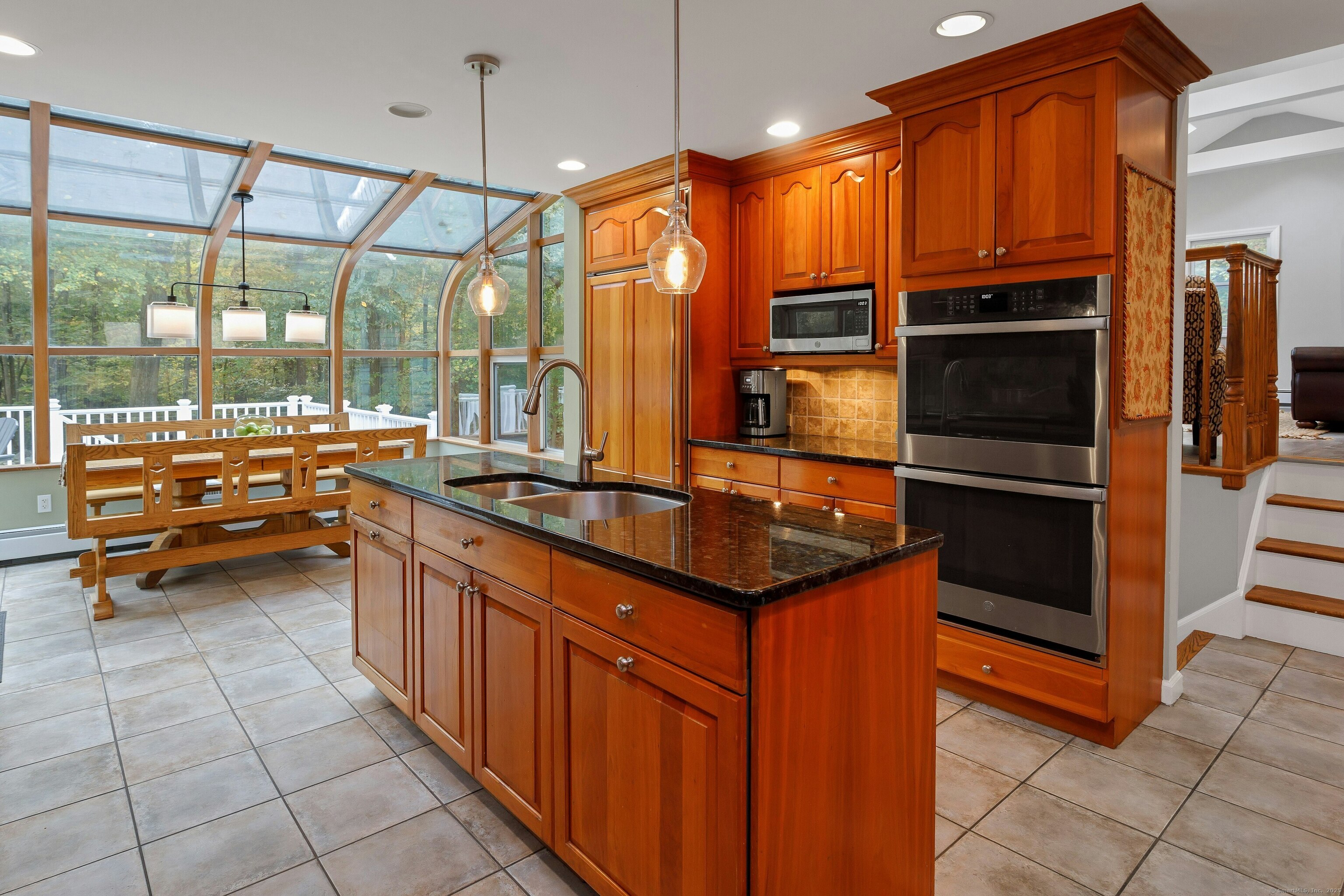 95 Foxwood Road