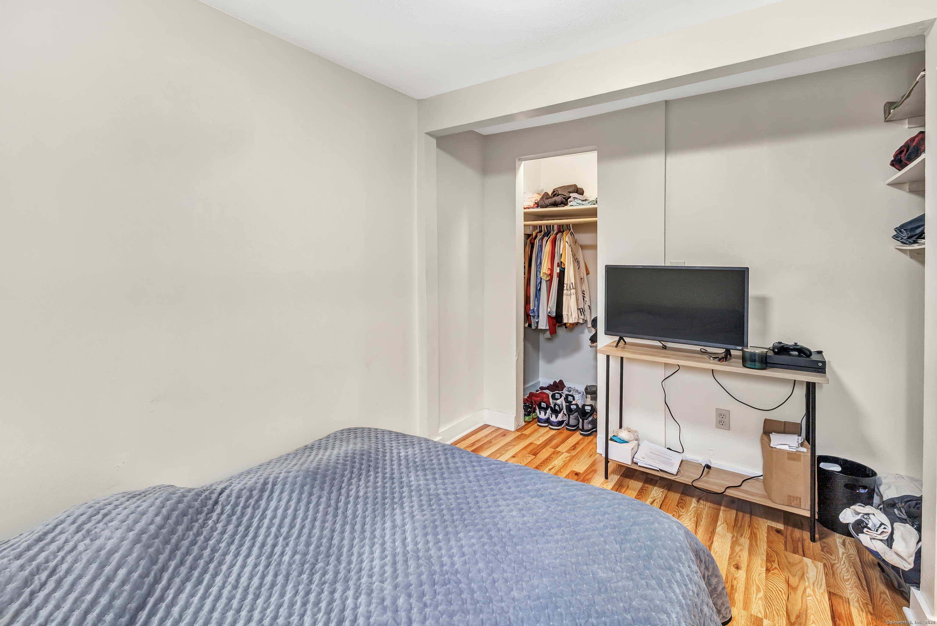 160 Dekalb Avenue 2