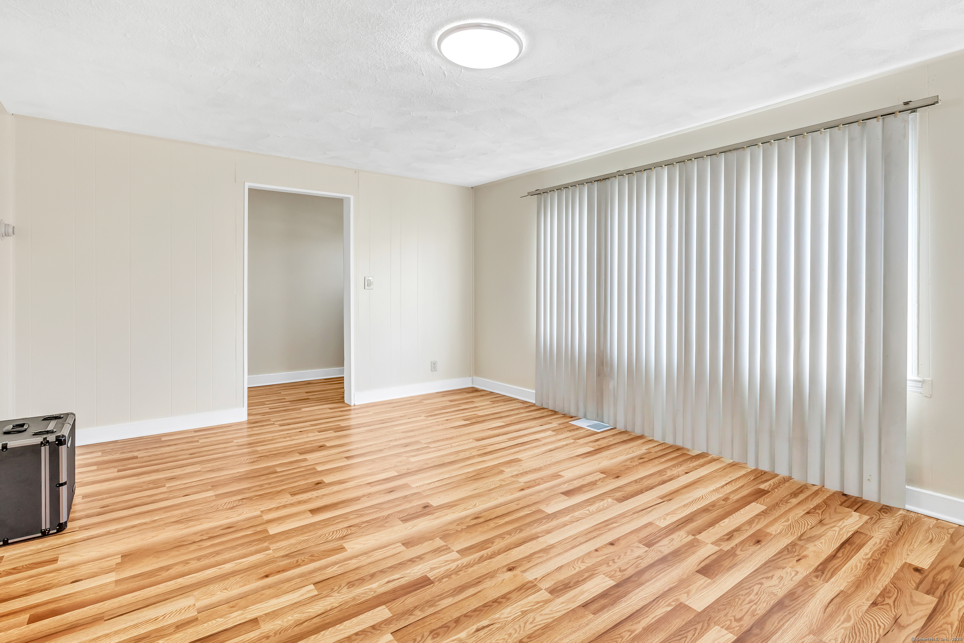 160 Dekalb Avenue 2