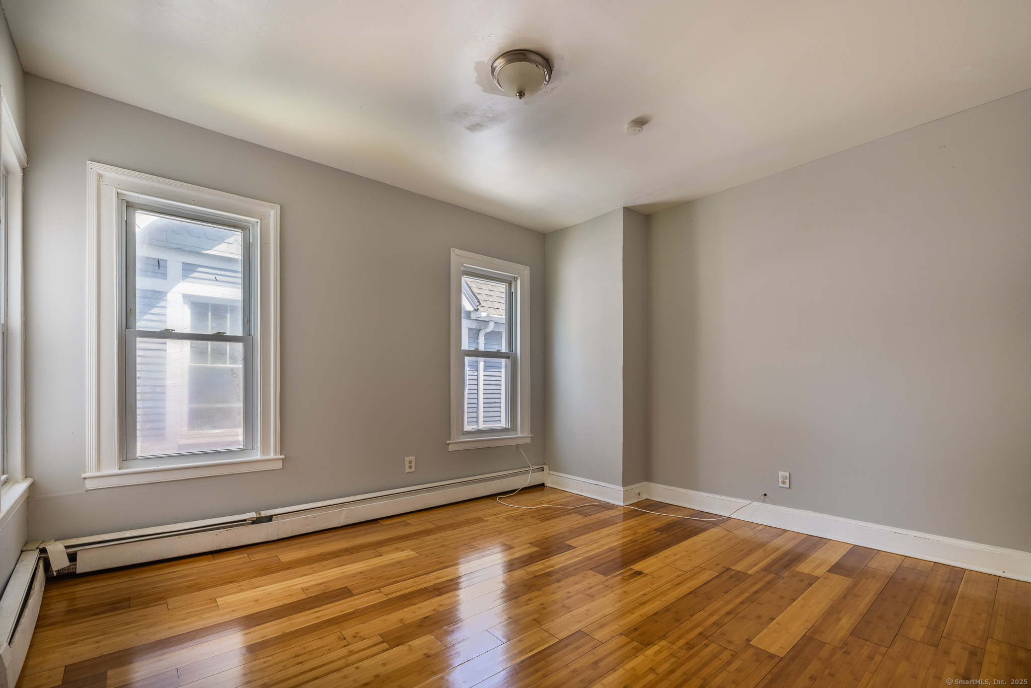 383 Myrtle Avenue 2nd/3rd Floor
