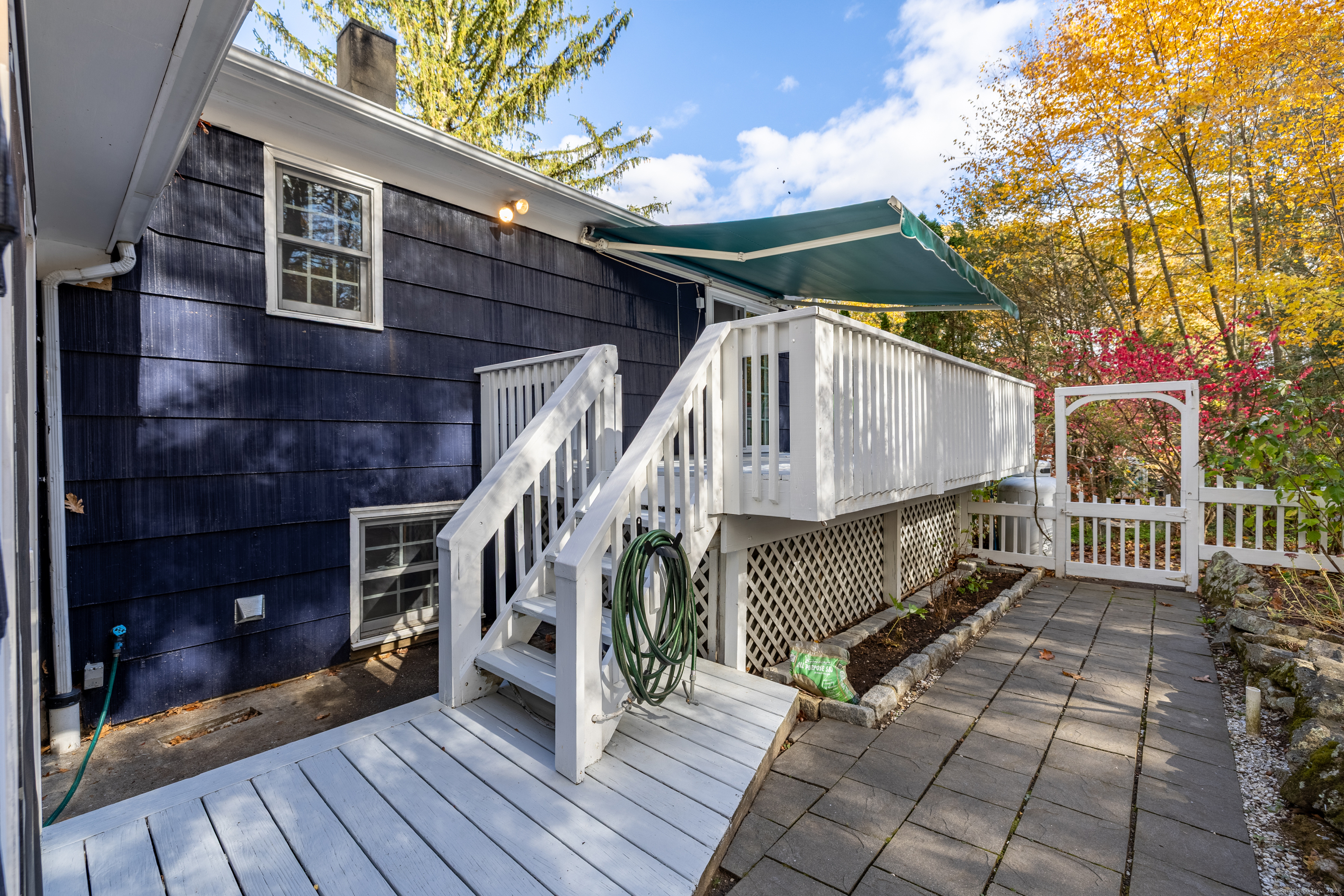 32 Dana Road