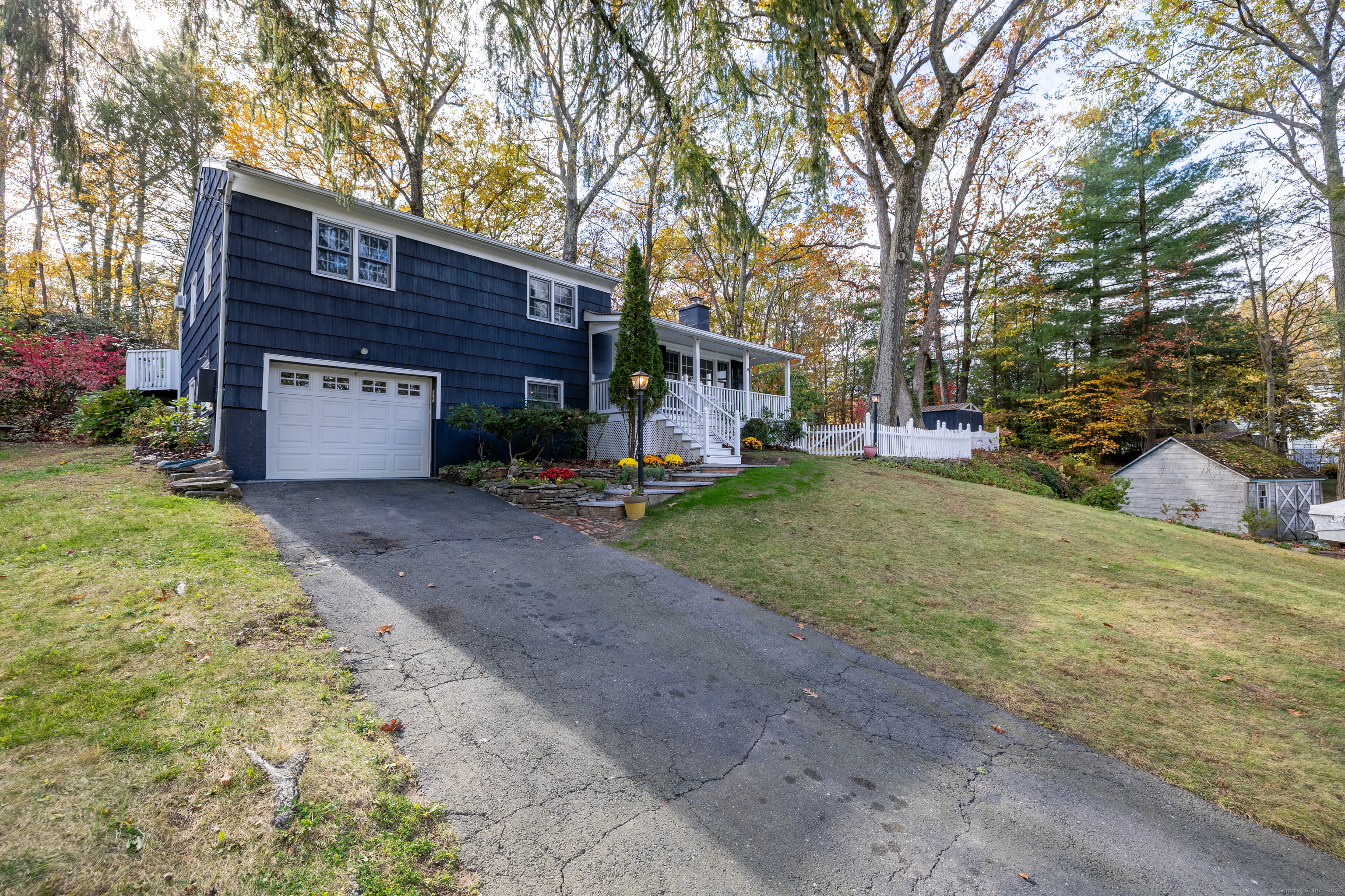 32 Dana Road