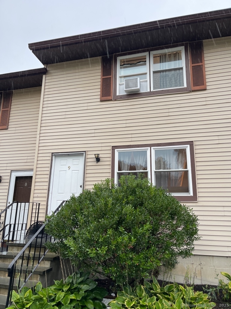 7 Eden Drive APT 9