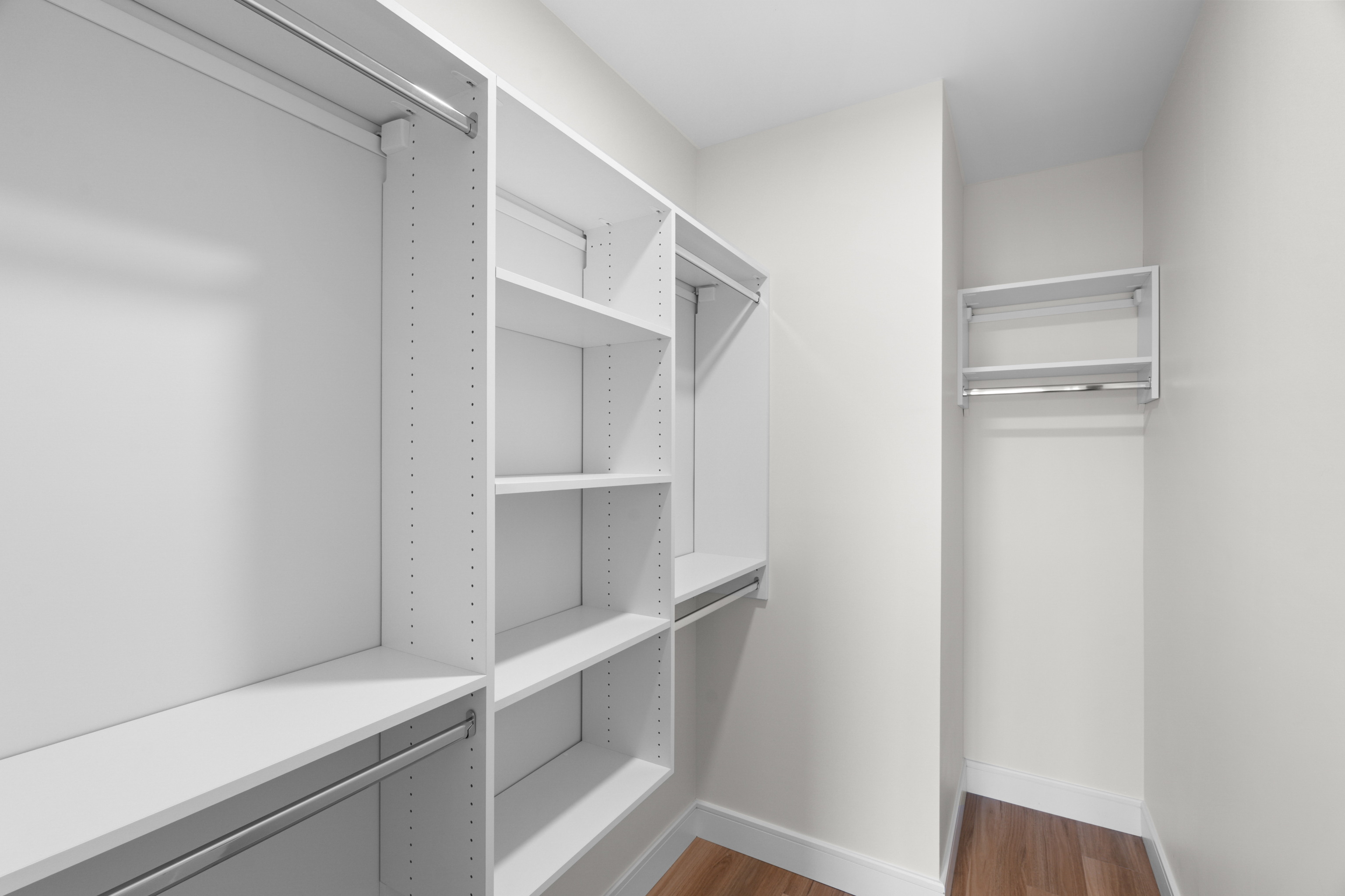 5545 Park Avenue 221