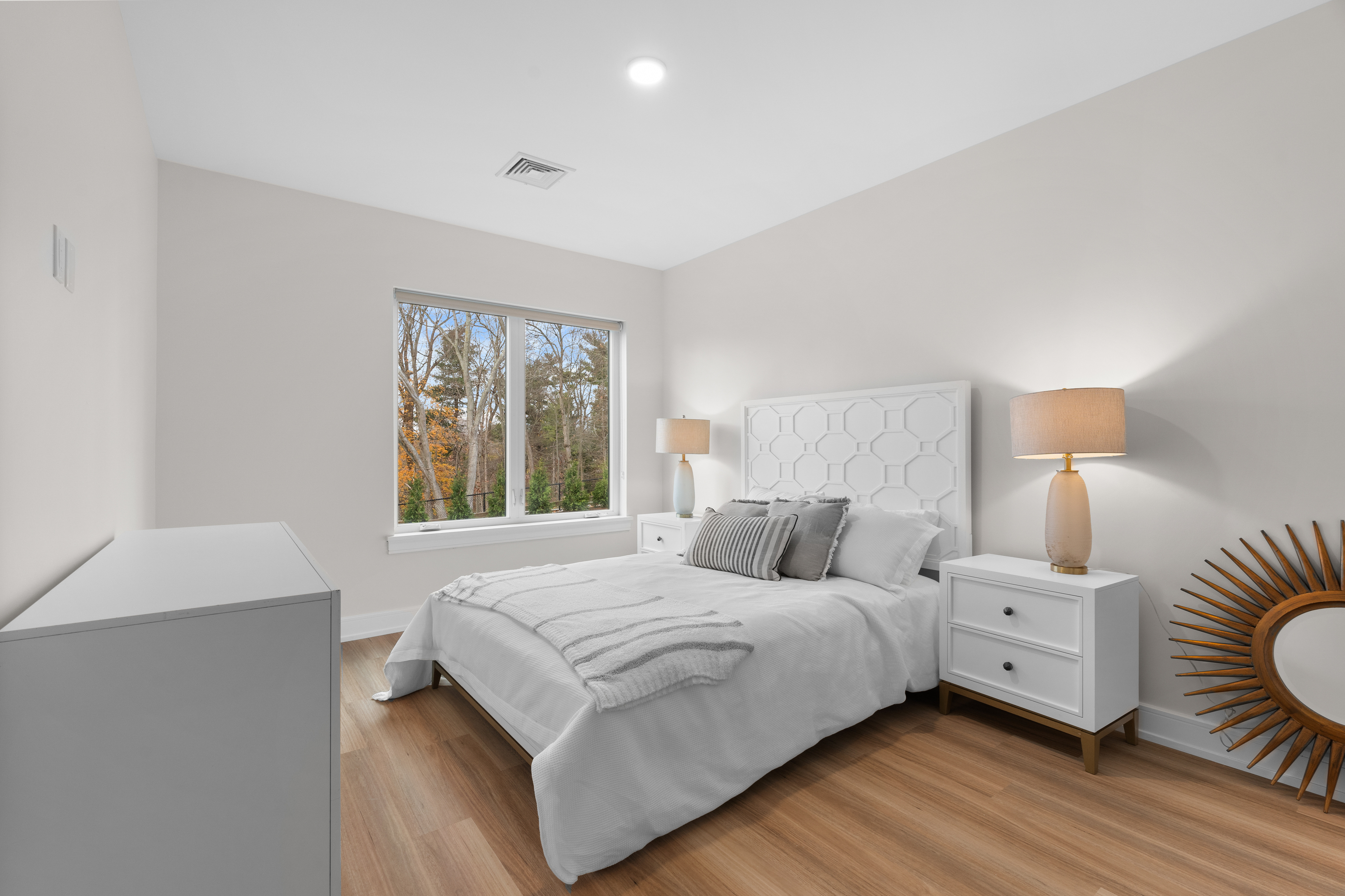 5545 Park Avenue 221