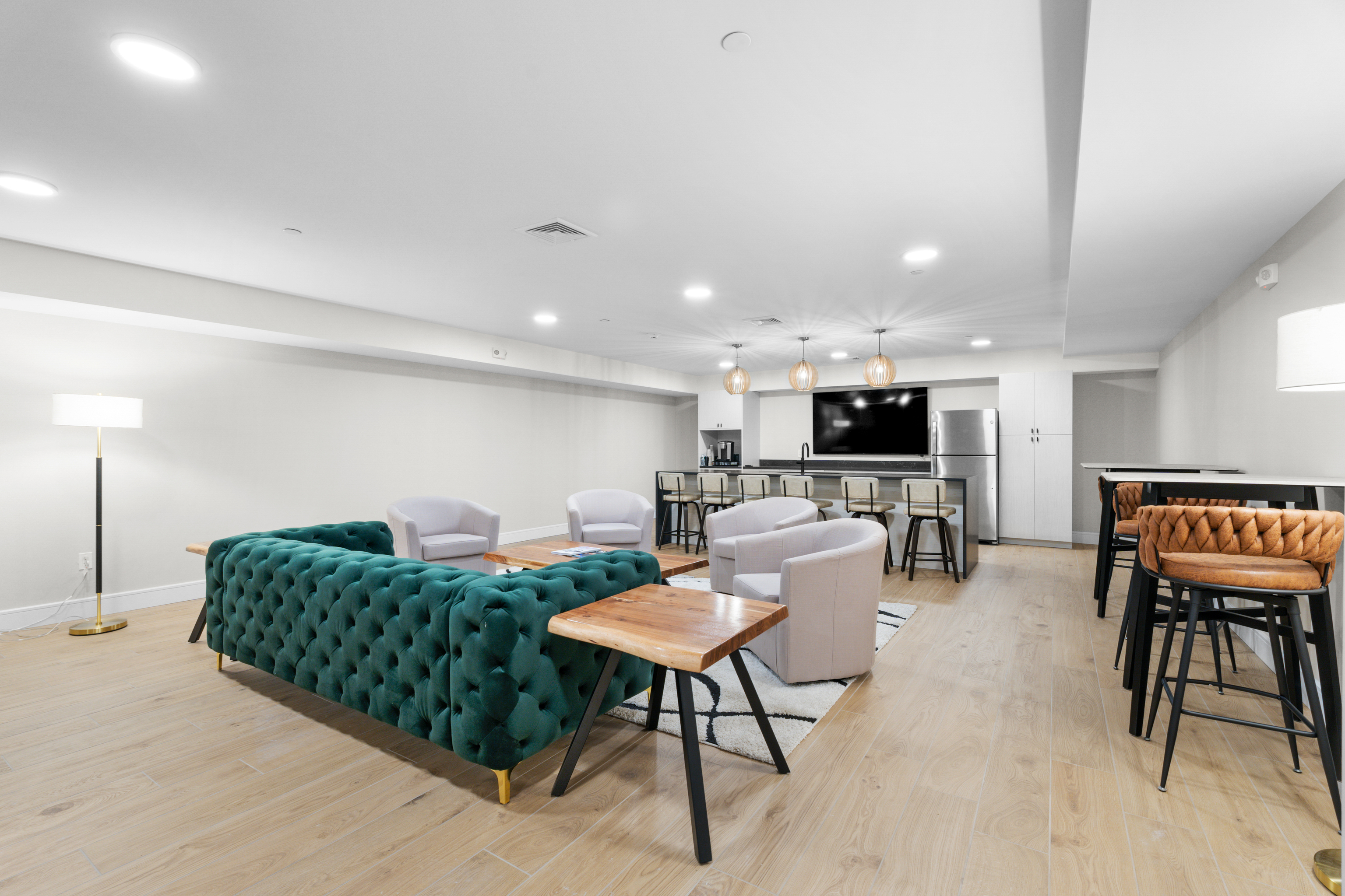 5545 Park Avenue 221