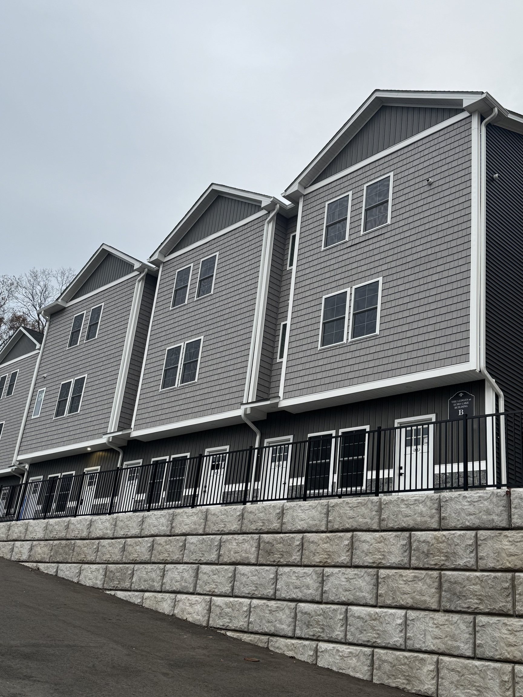 243 Echo Lake Road B6