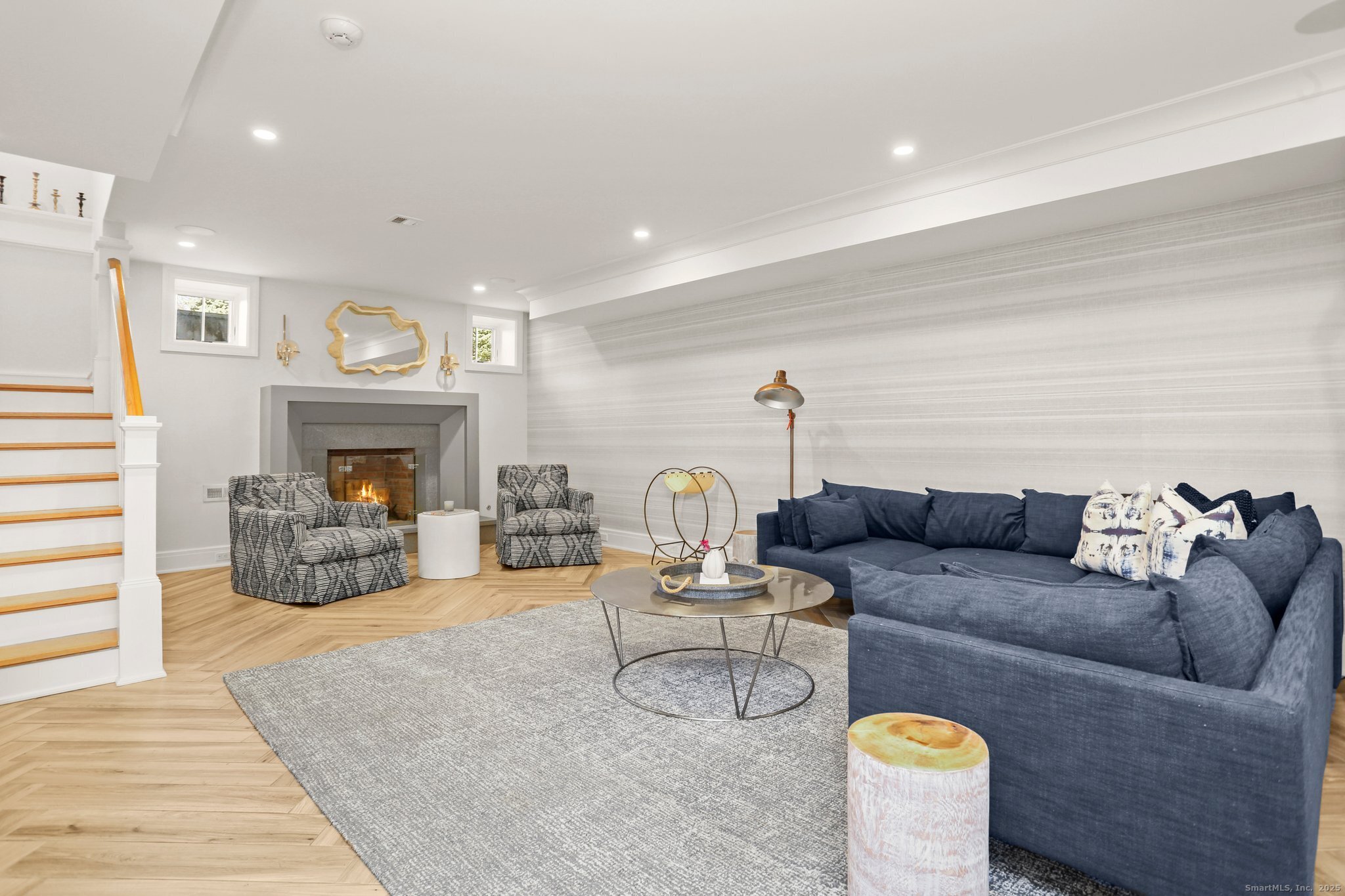 4 Vani Court