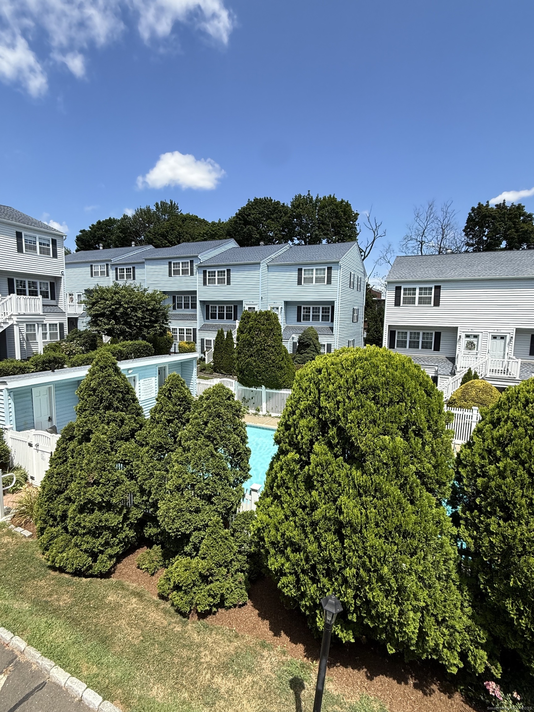 14-1/2 Fairview Avenue C7