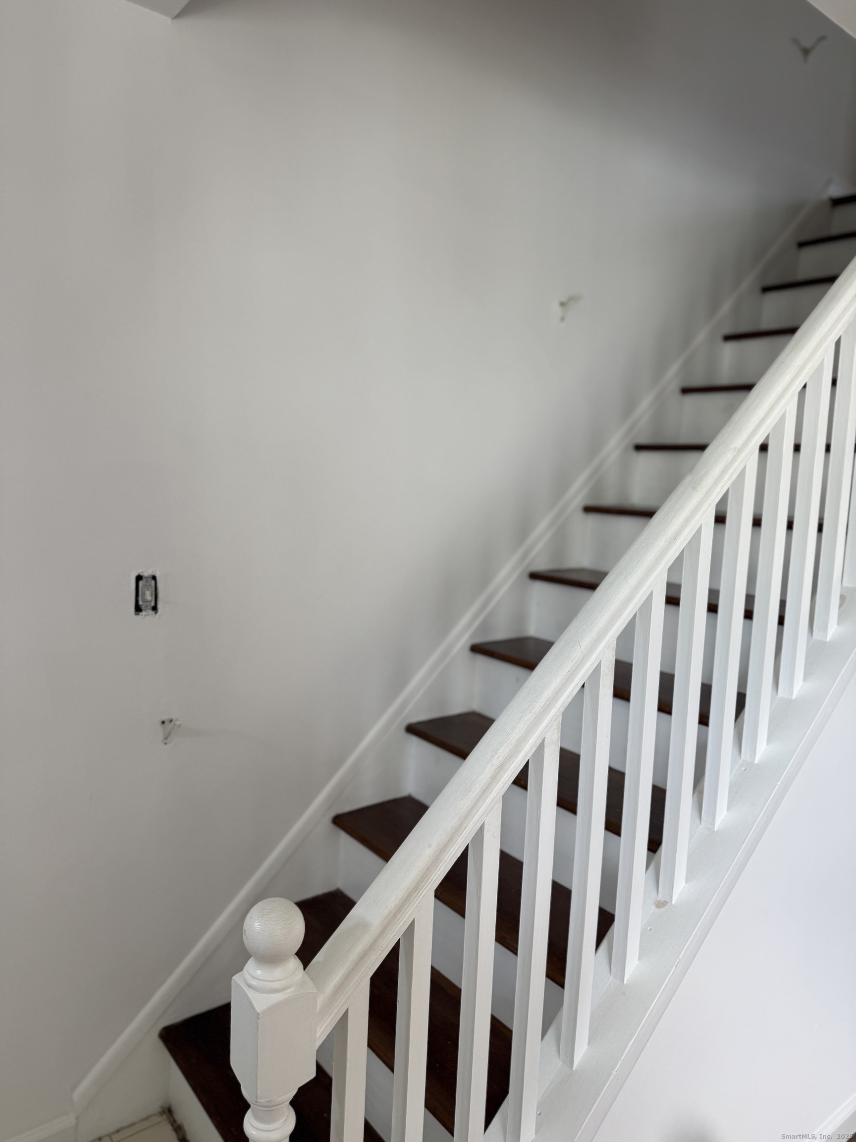 14-1/2 Fairview Avenue C7