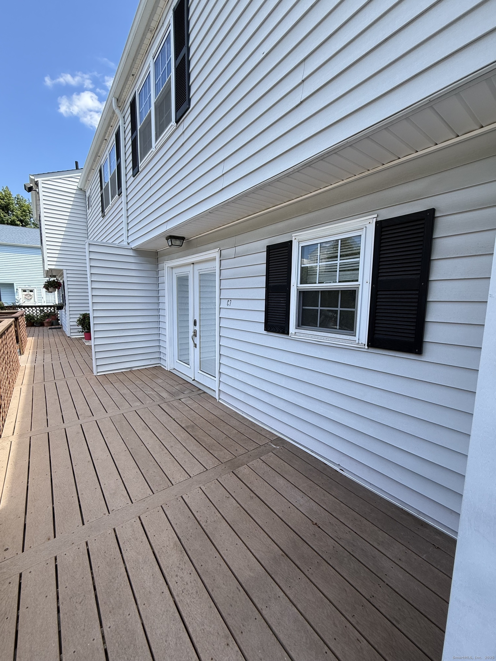 14-1/2 Fairview Avenue C7