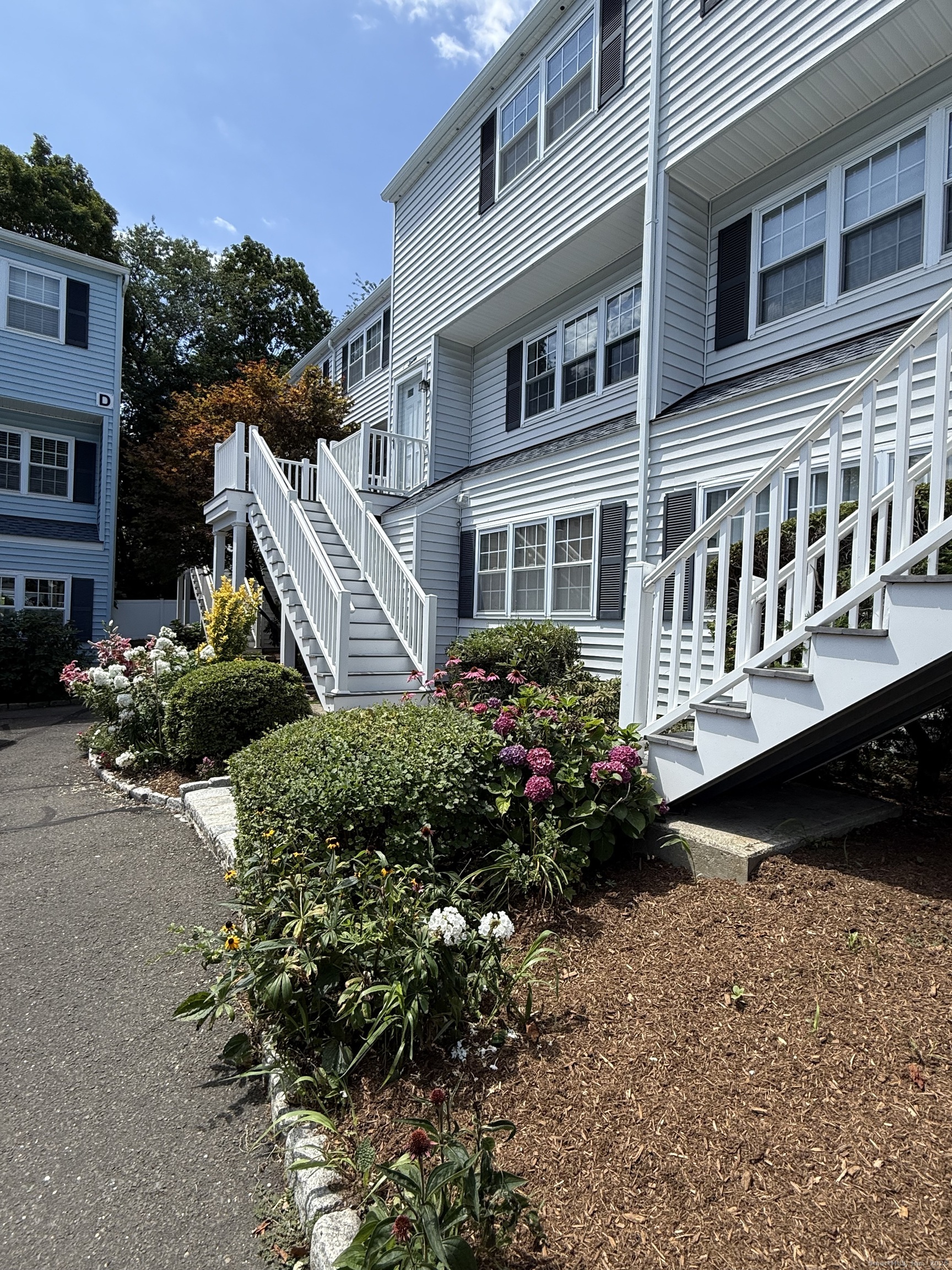 14-1/2 Fairview Avenue C7