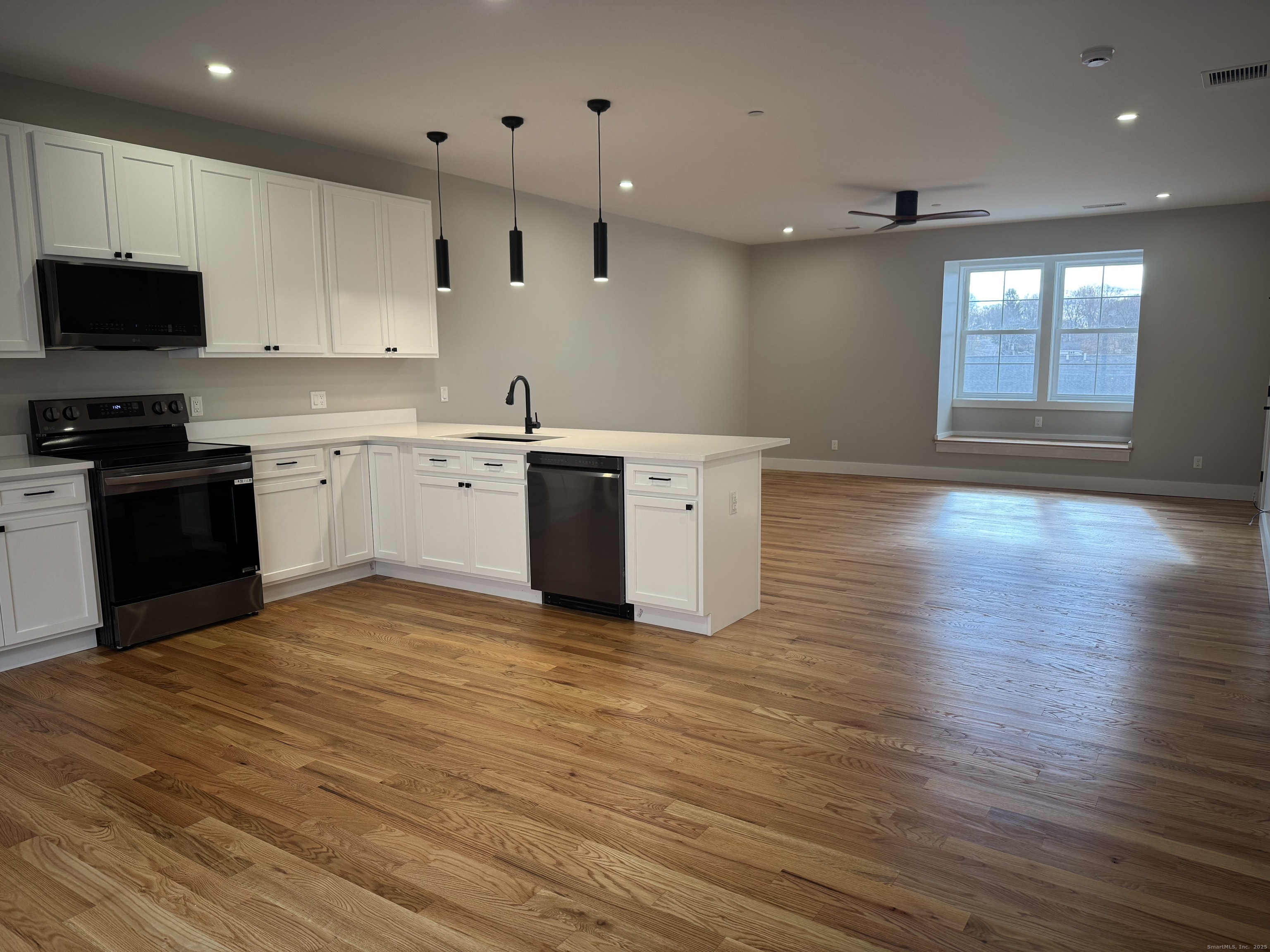 243 Echo Lake Road B11