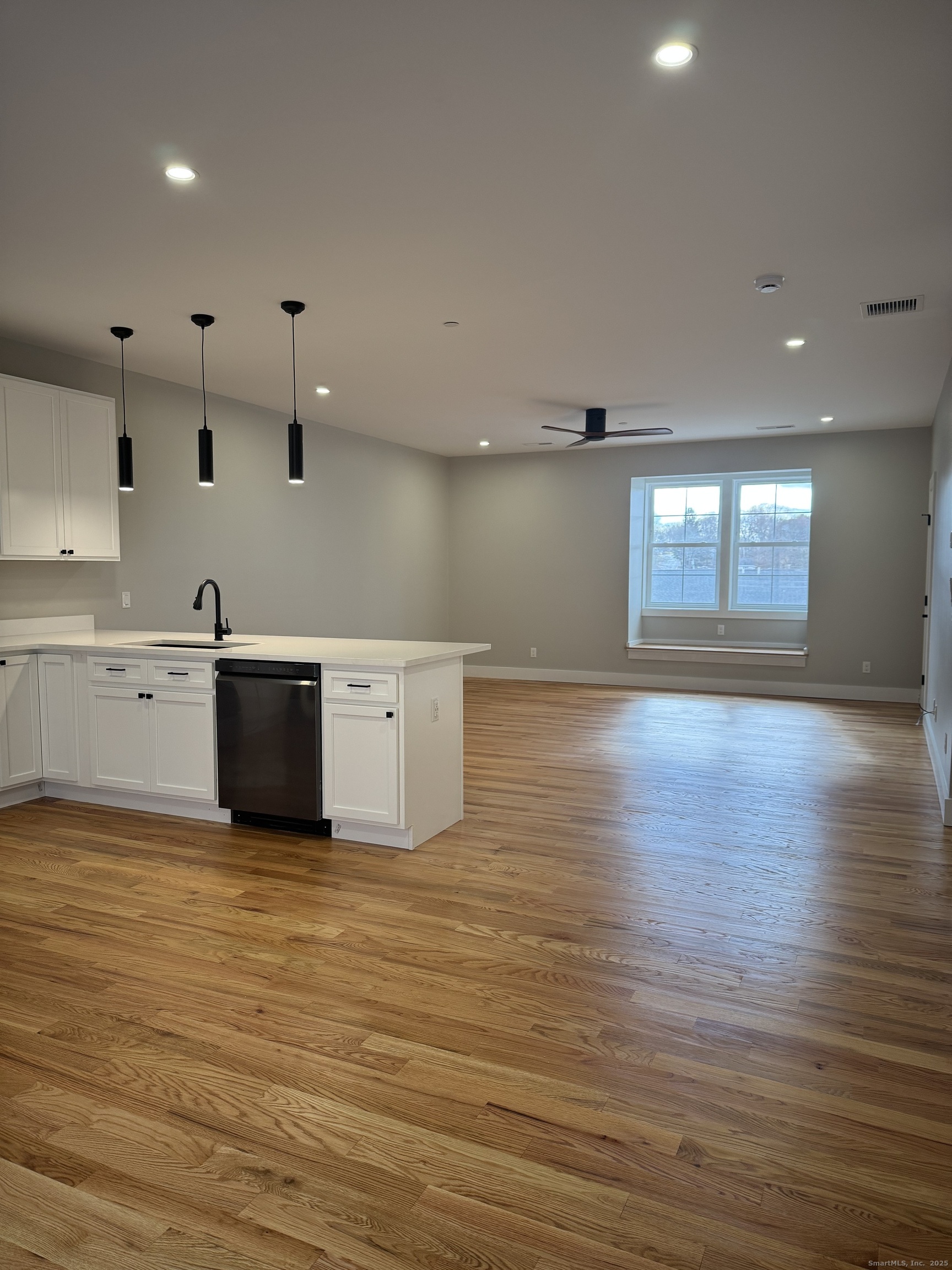 243 Echo Lake Road B11