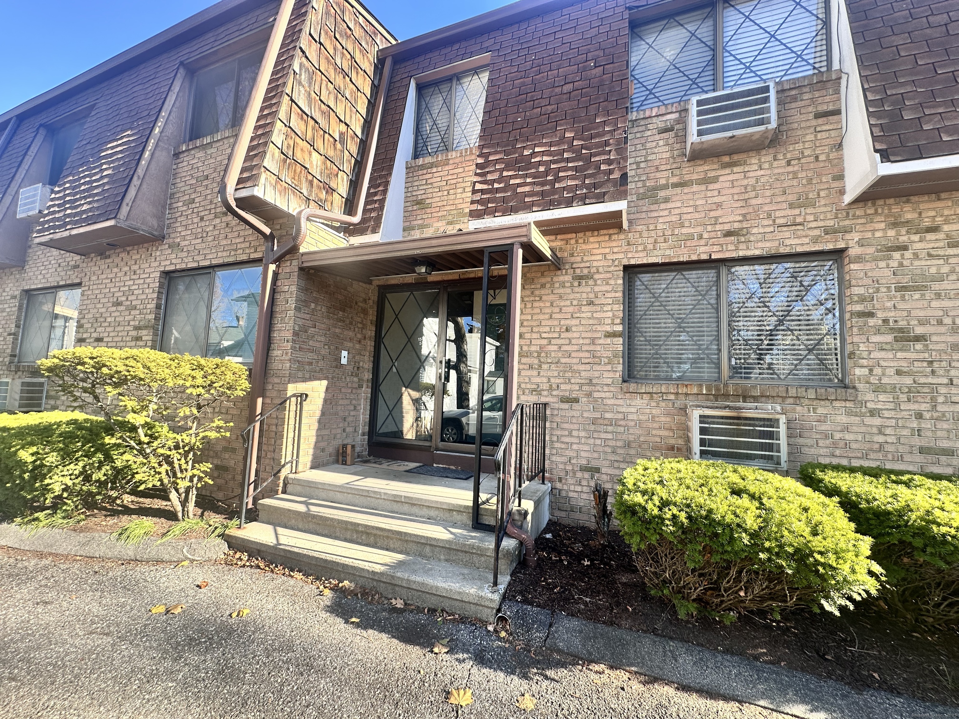 150 Main Street B6