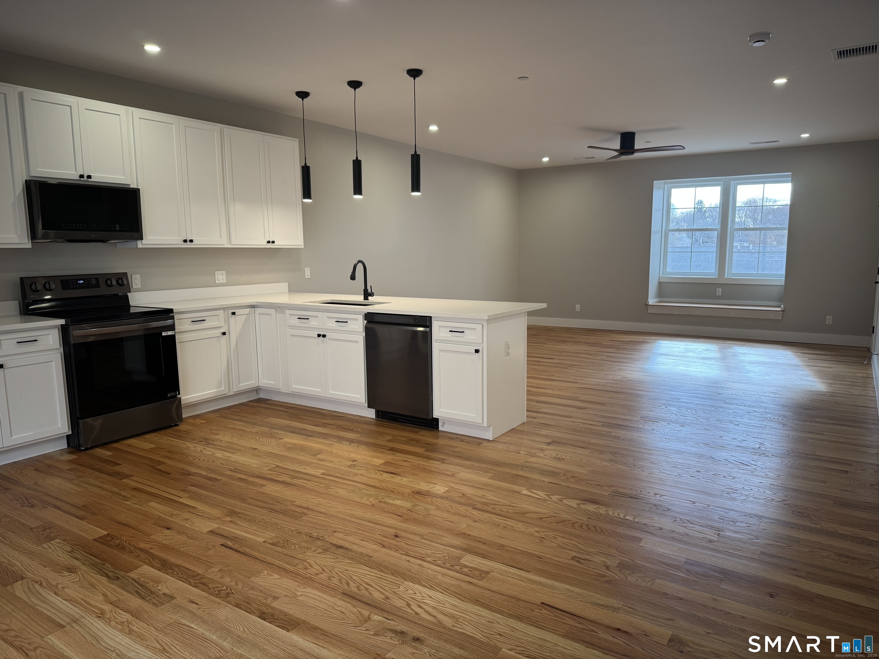 243 Echo Lake Road B12