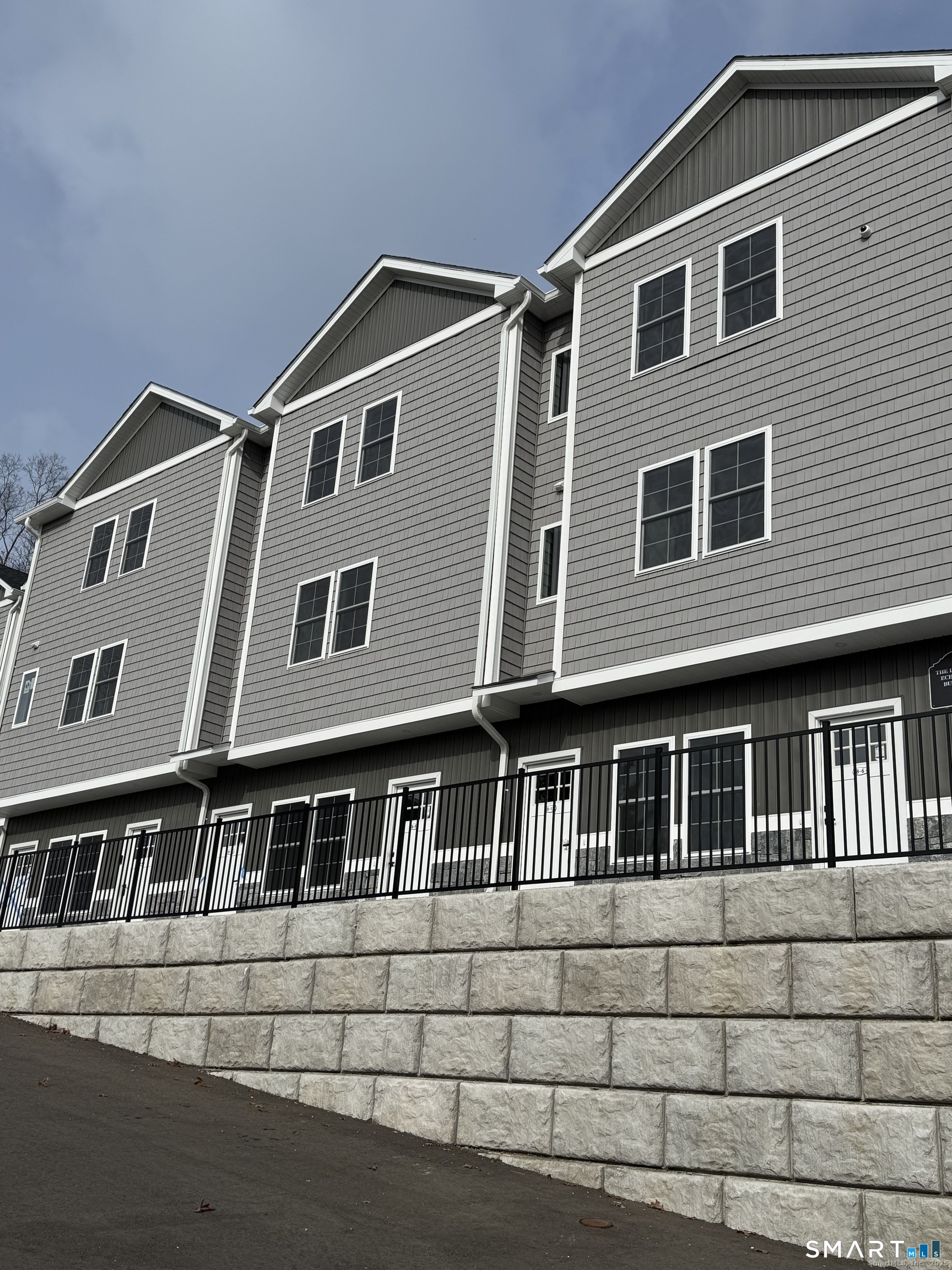 243 Echo Lake Road B12