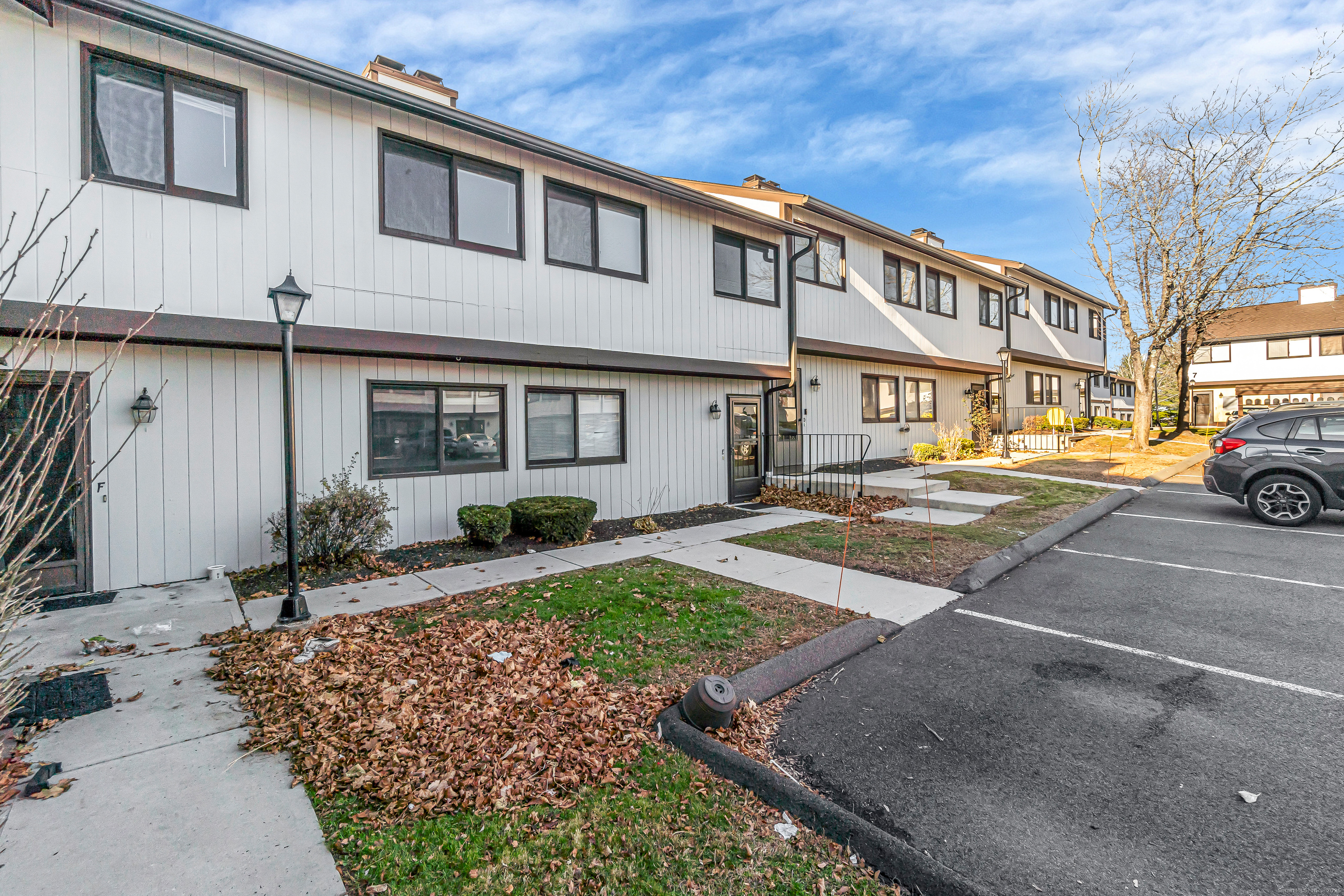 27 Crows Nest Lane 8F