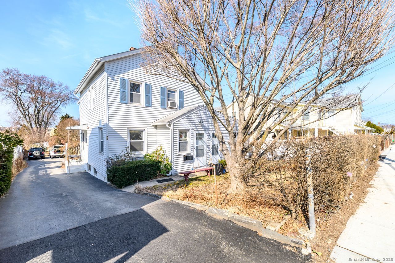 75 Soundview Avenue