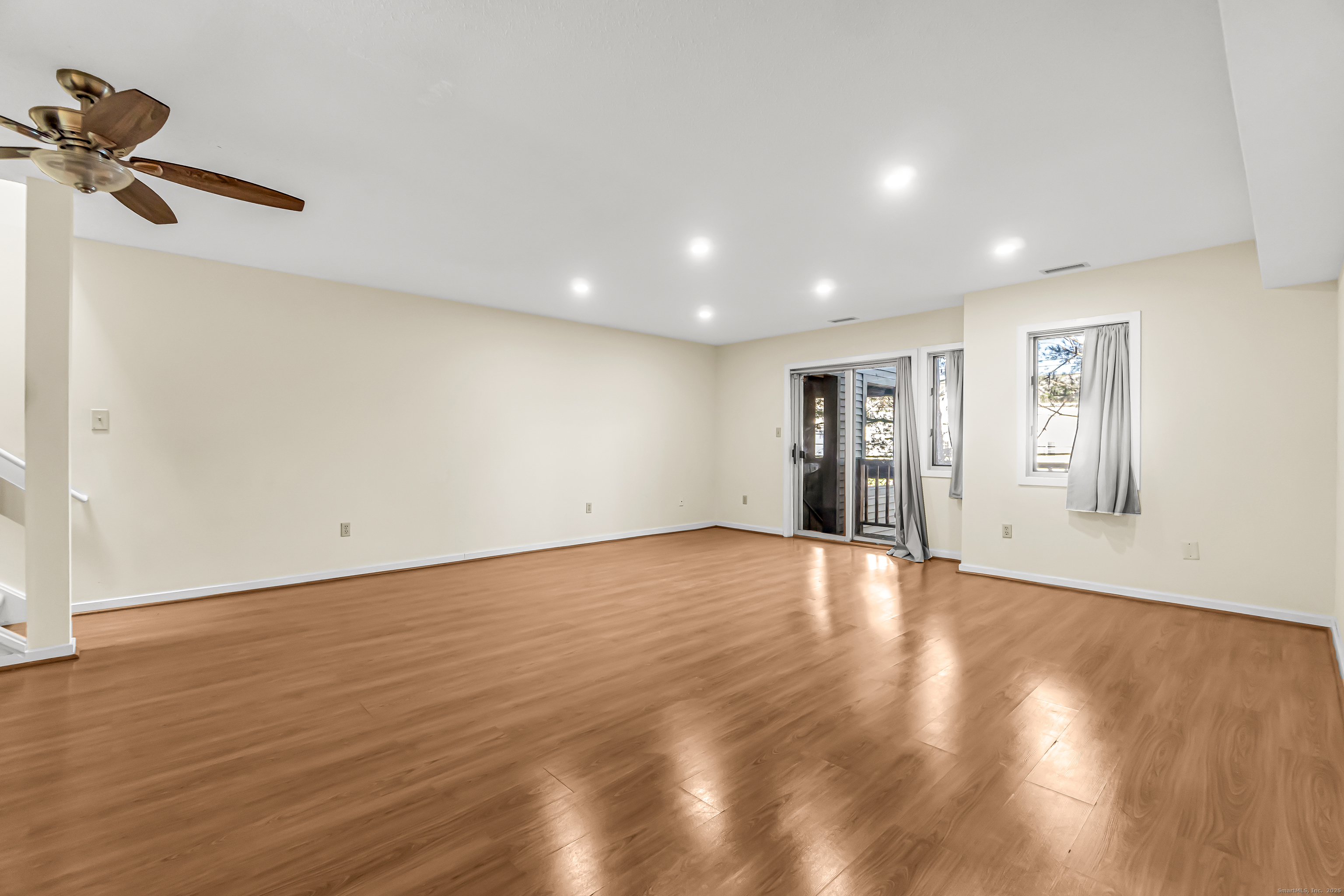 1412 Whitney Avenue APT F3