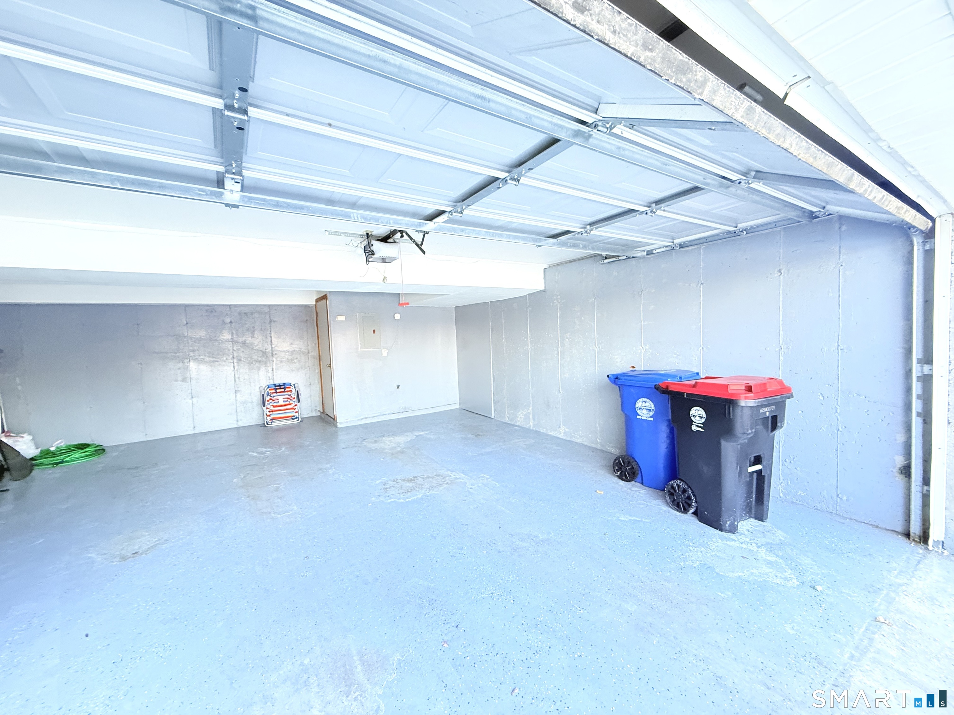 4 Hill Court B