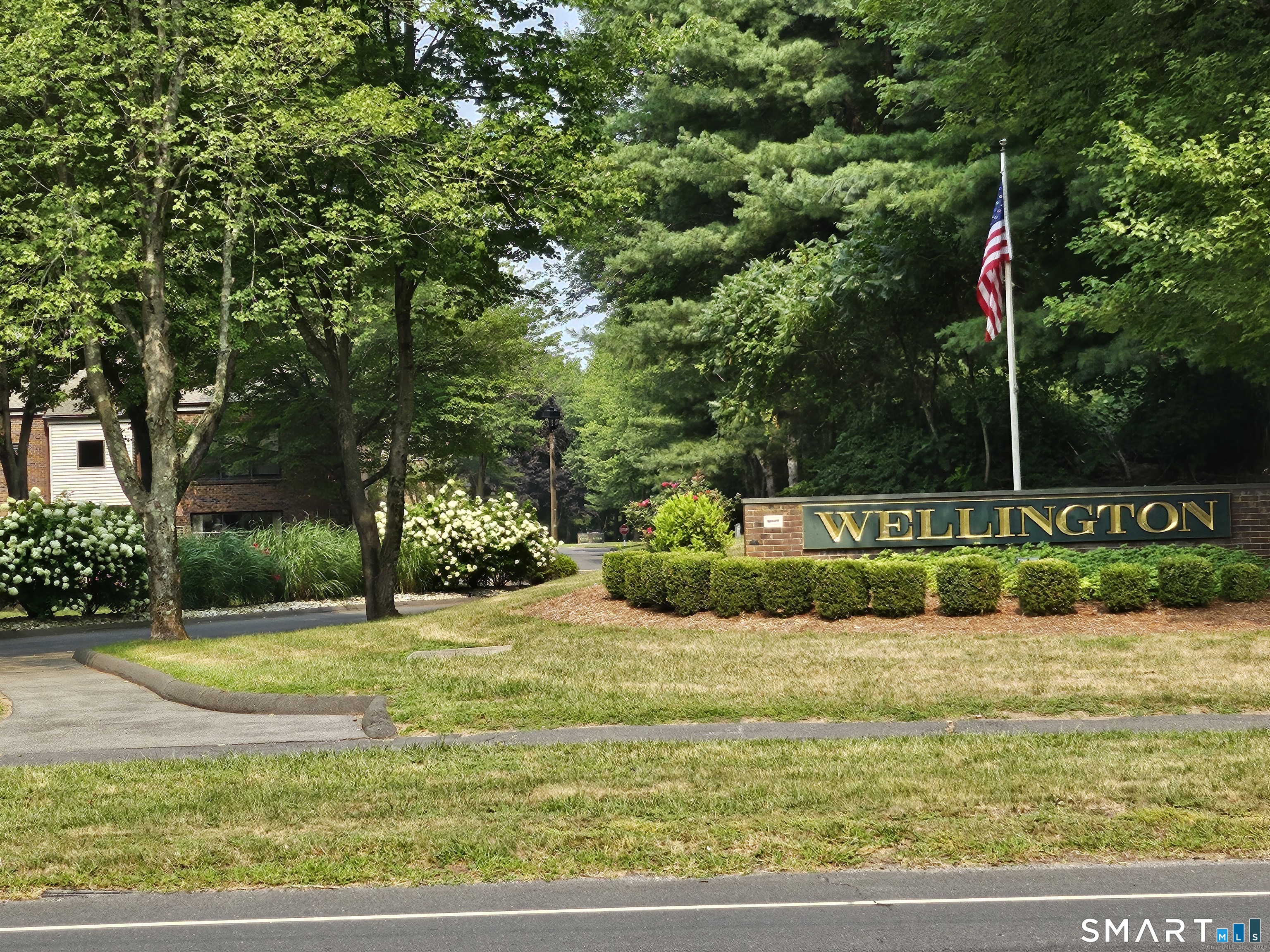 48 Wellington Drive 48