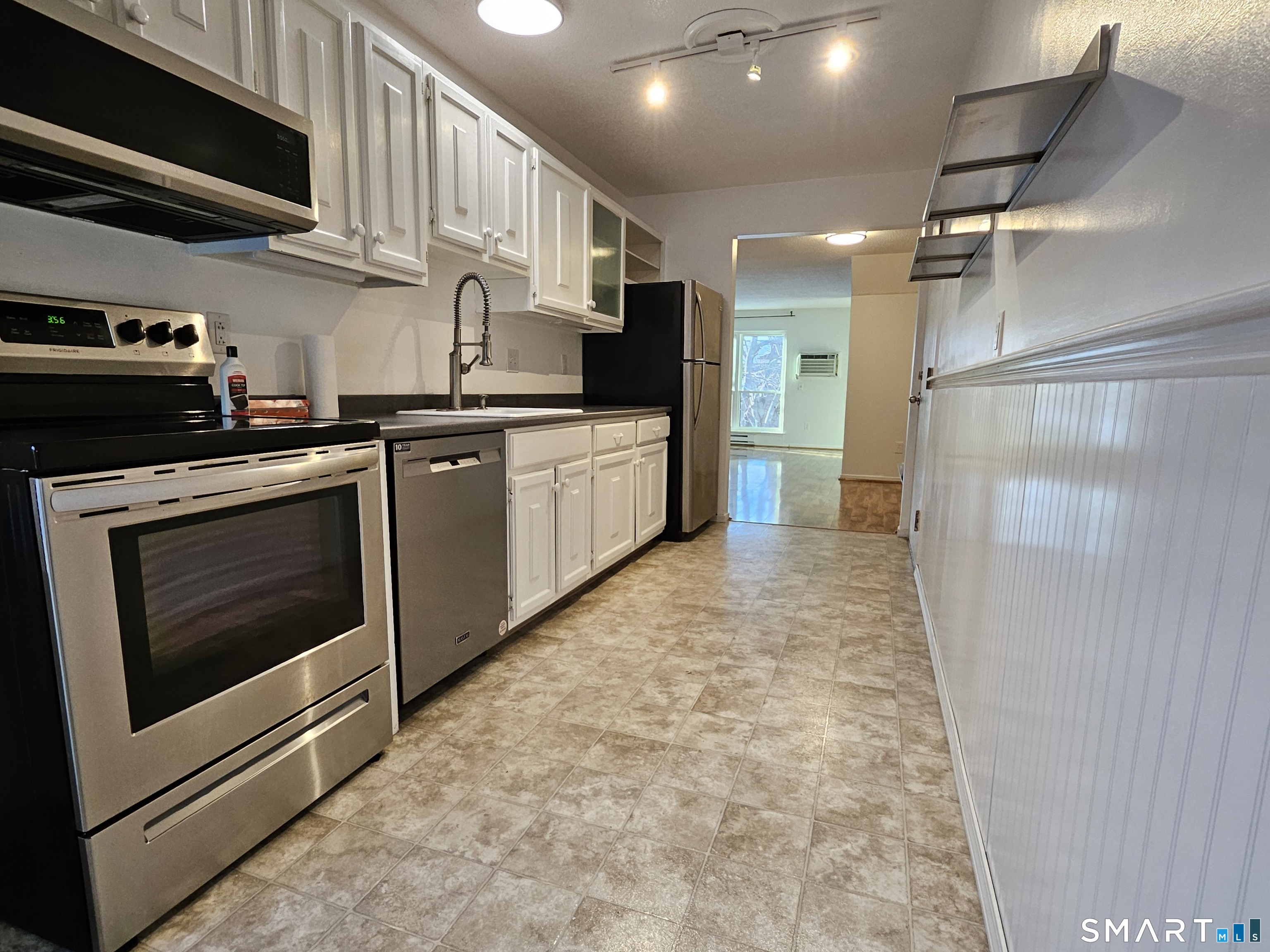 48 Wellington Drive 48