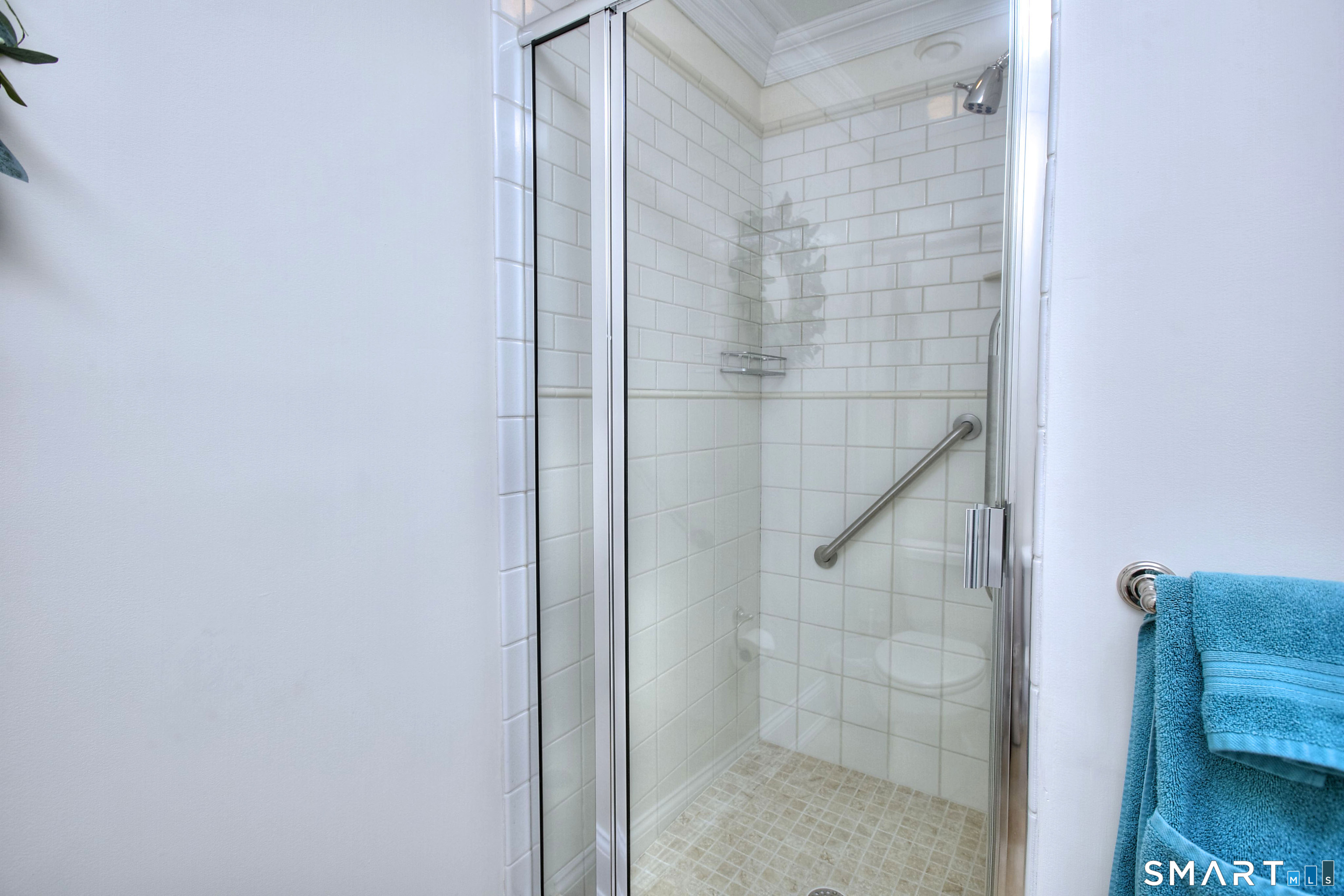 136 East Avenue APT 4C