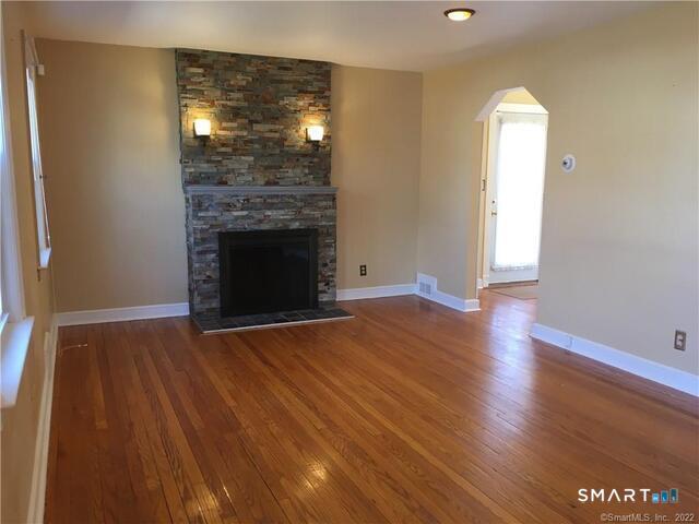 11 Fairlea Avenue