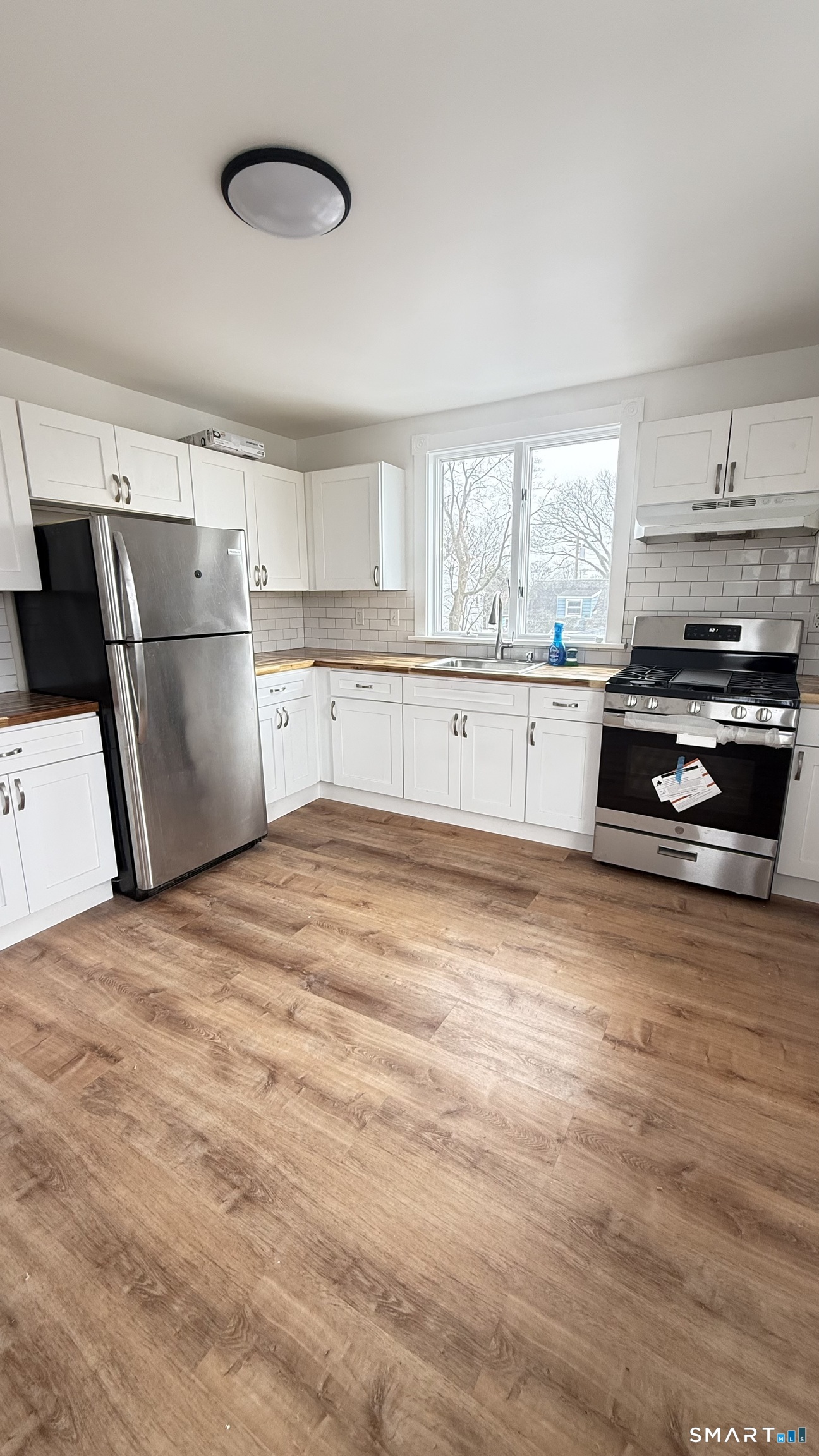 2 Lowndes Avenue 2