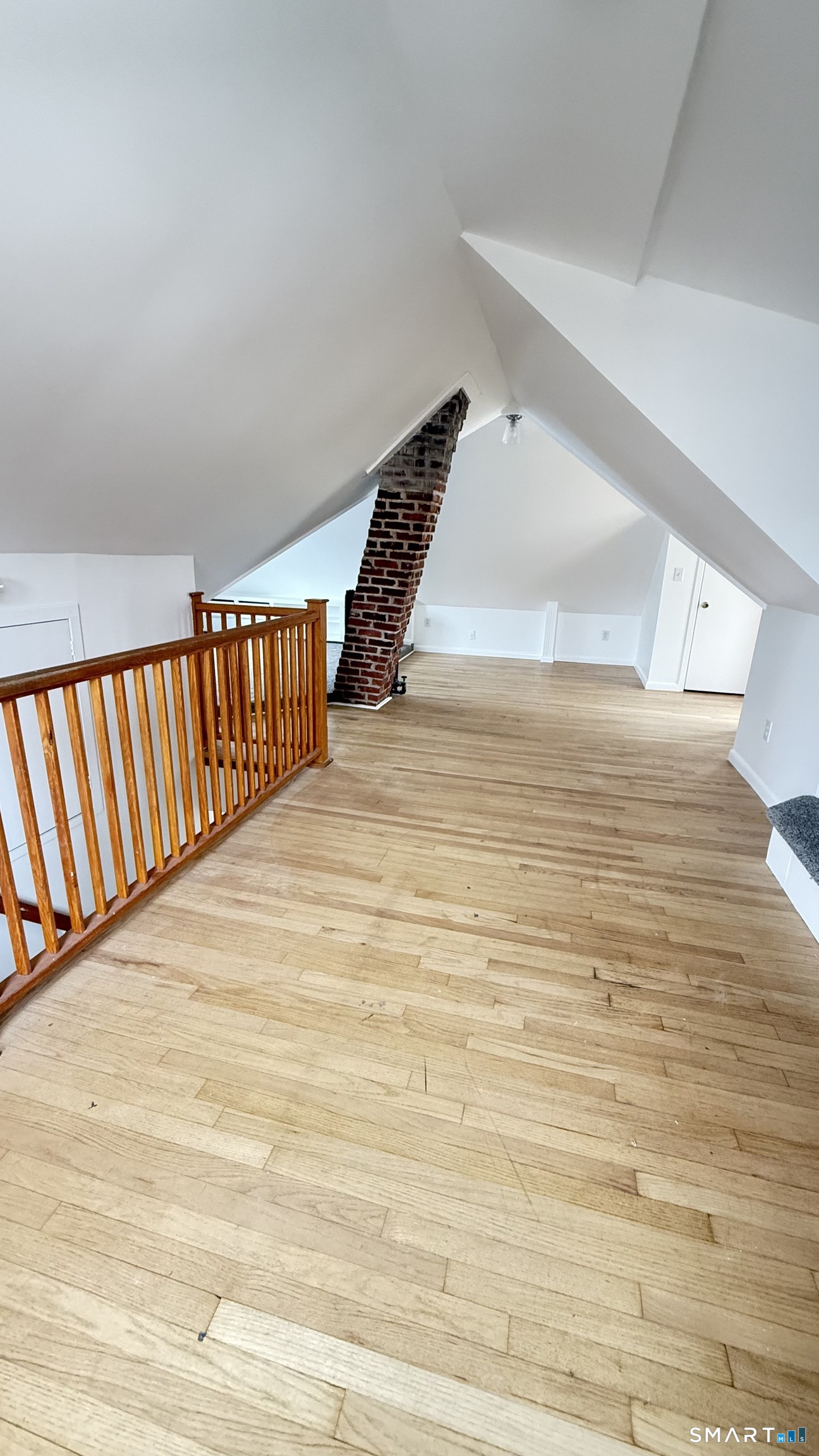 2 Lowndes Avenue 2