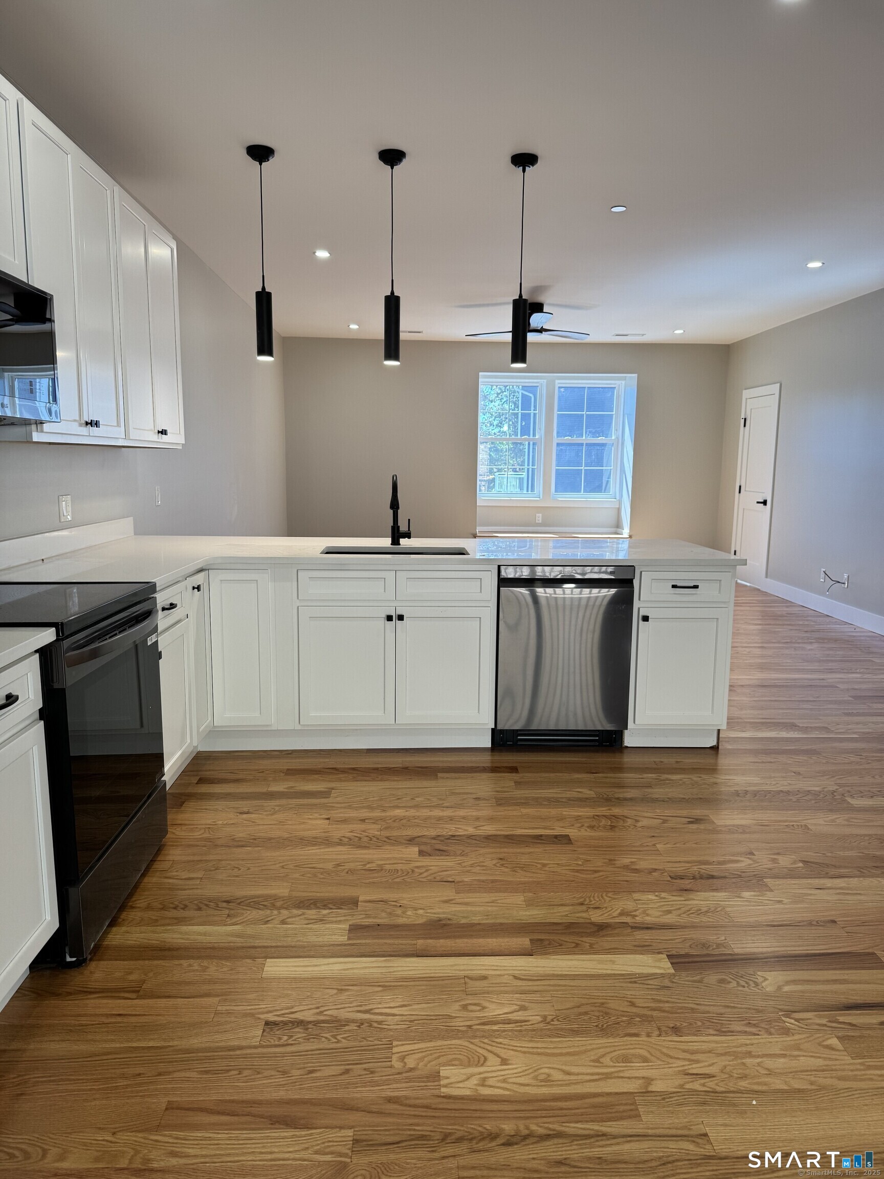 243 Echo Lake Road B9