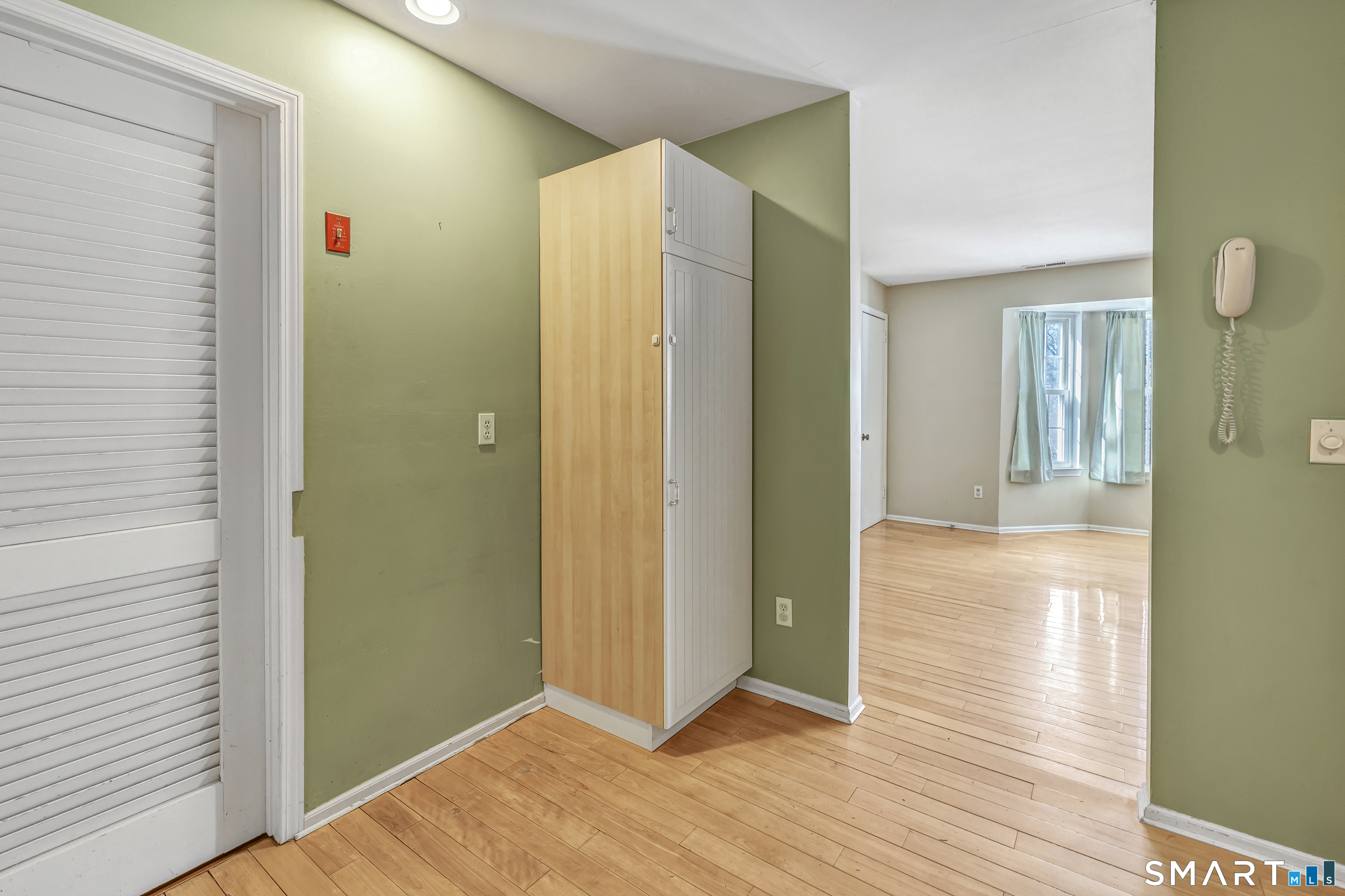 50 Woodhill Road 50