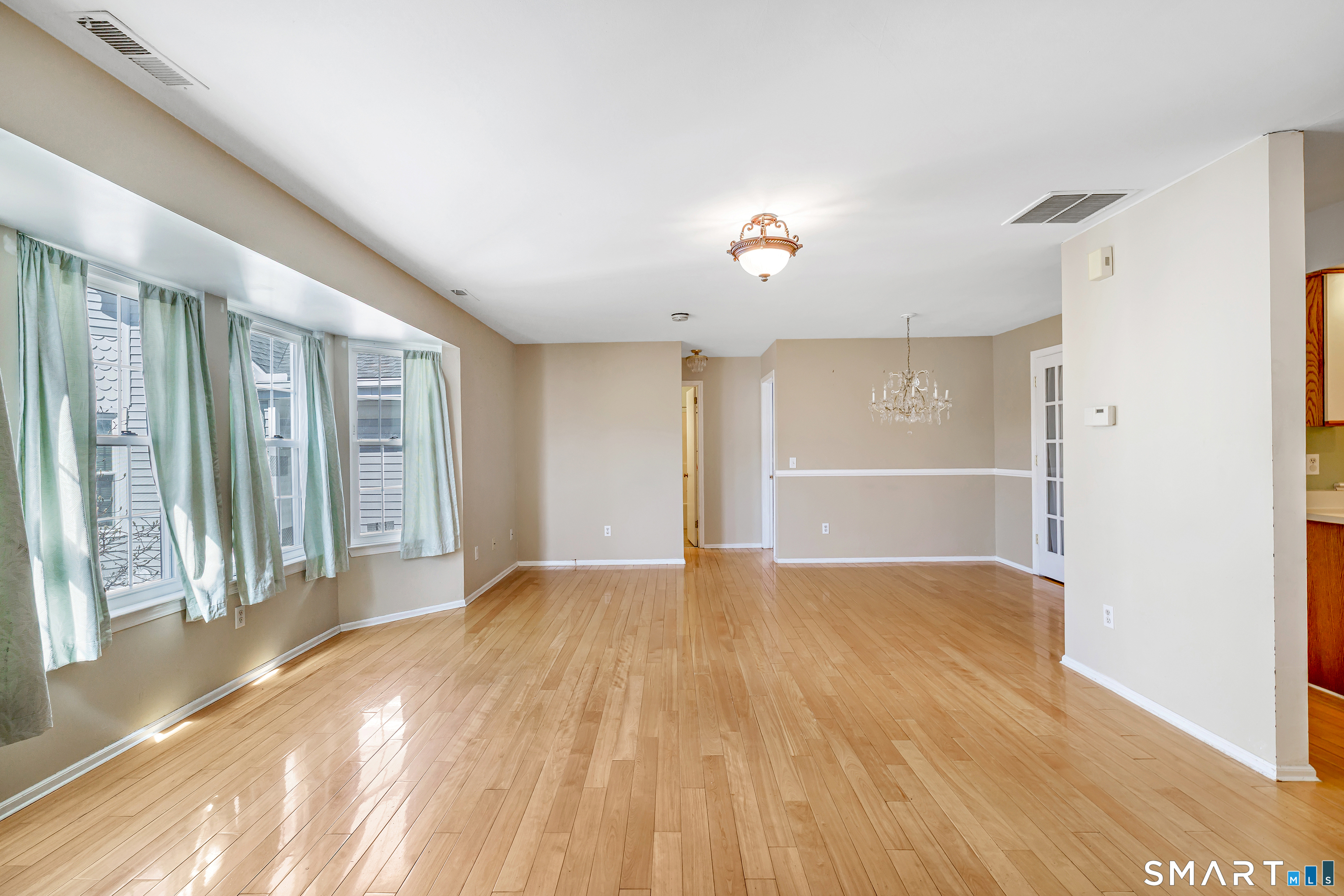 50 Woodhill Road 50