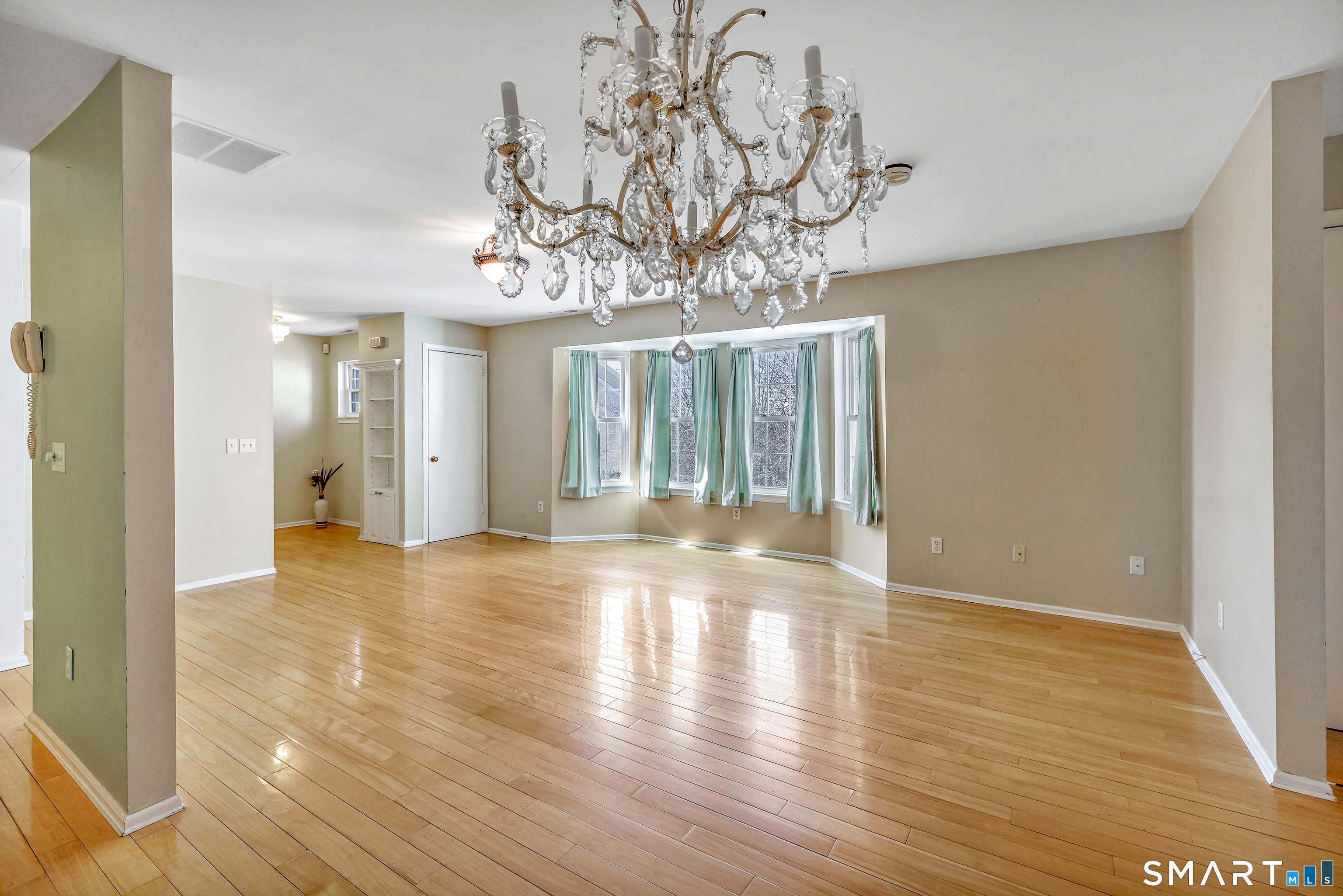 50 Woodhill Road 50