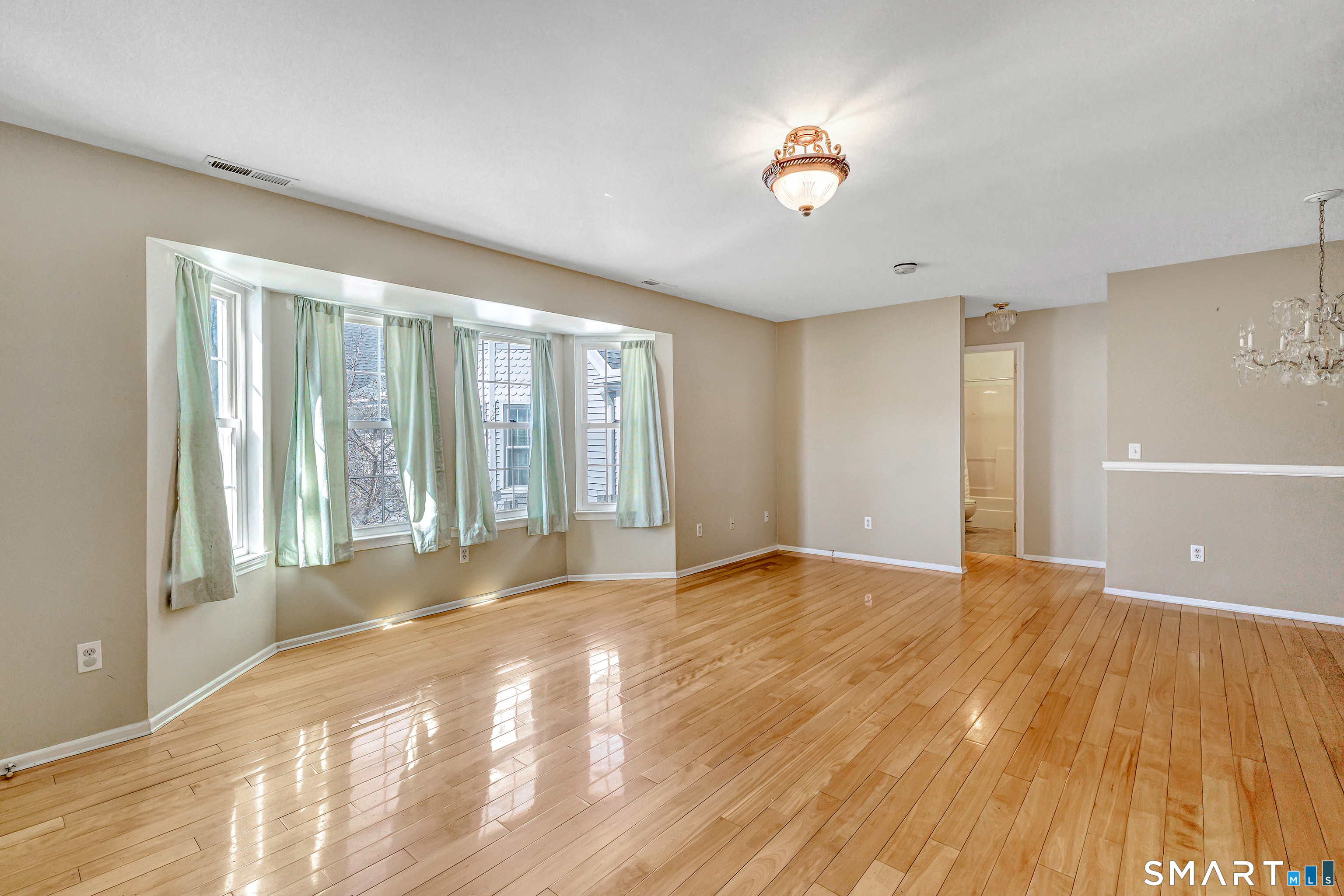 50 Woodhill Road 50