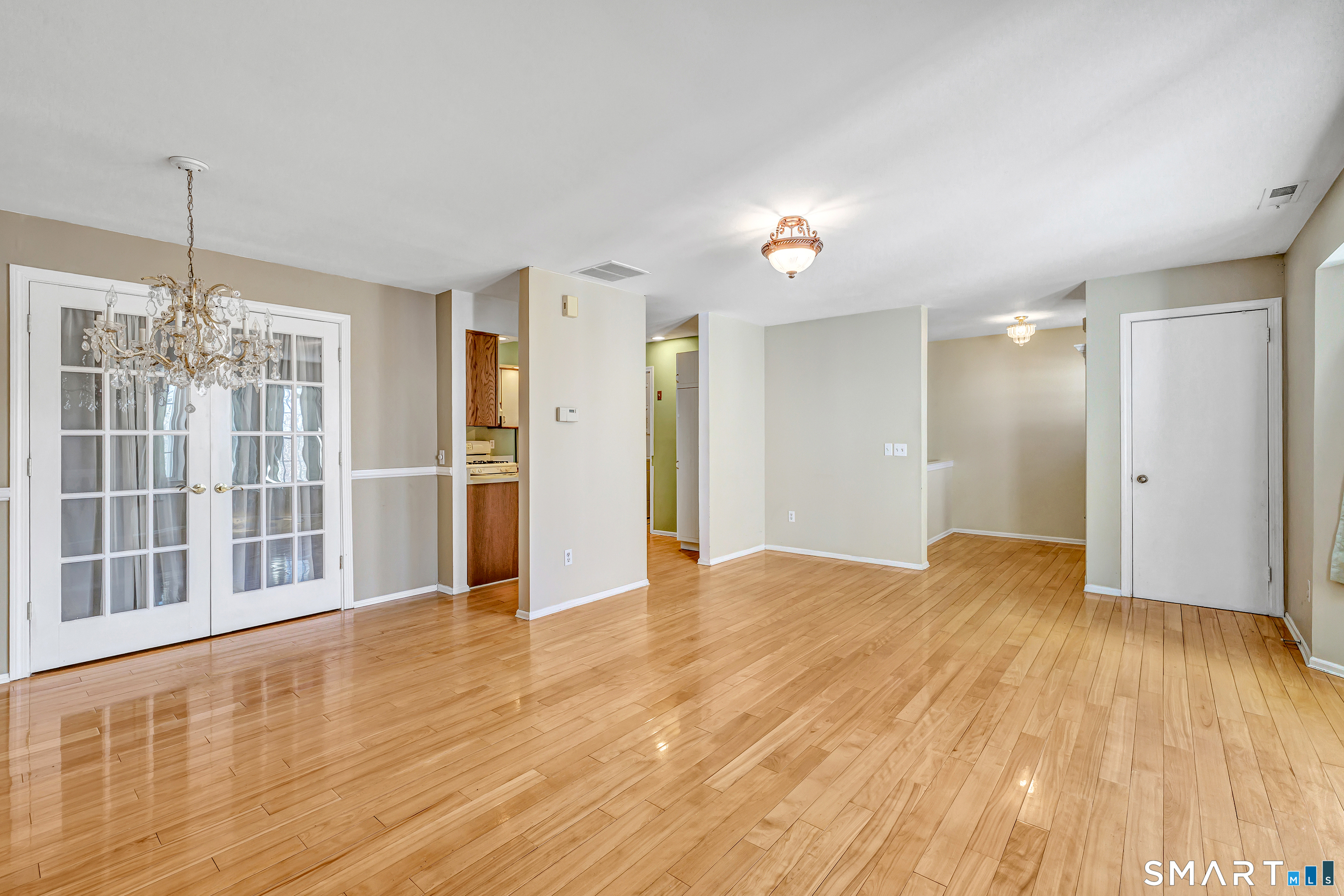 50 Woodhill Road 50