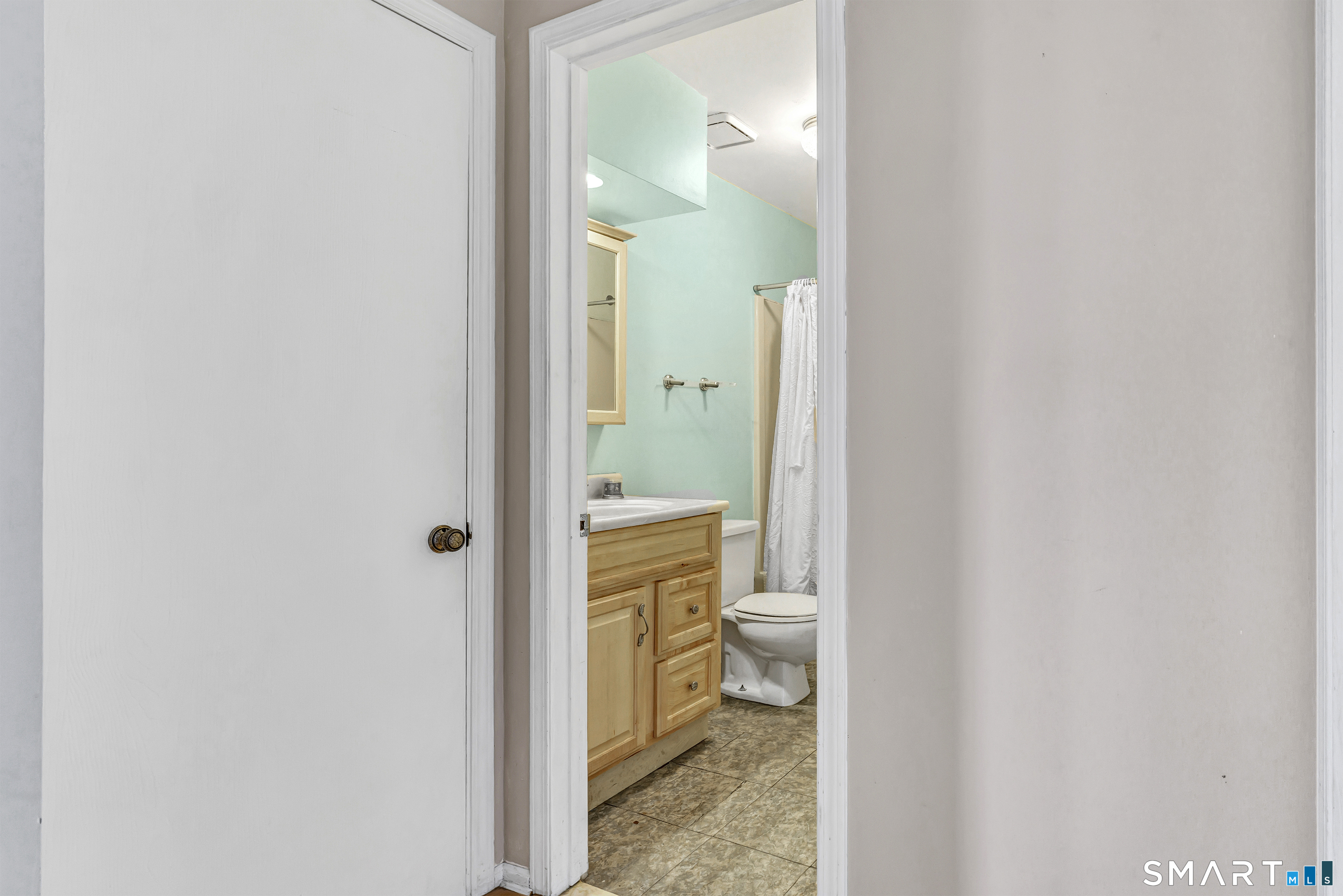 50 Woodhill Road 50