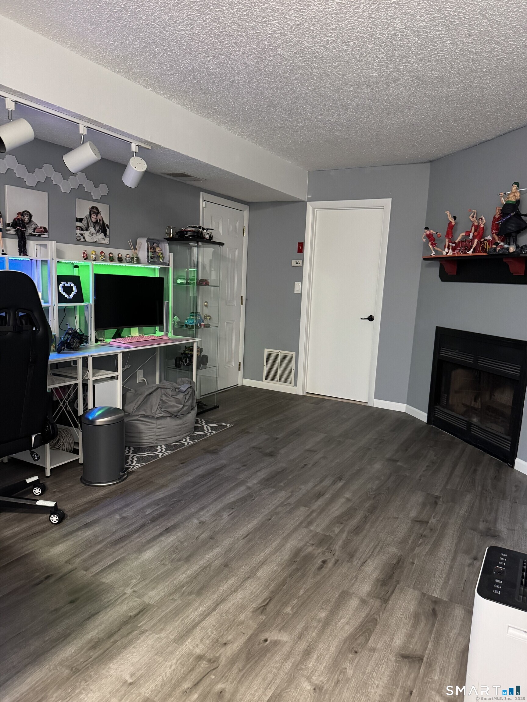 103 Peddlars Drive 103